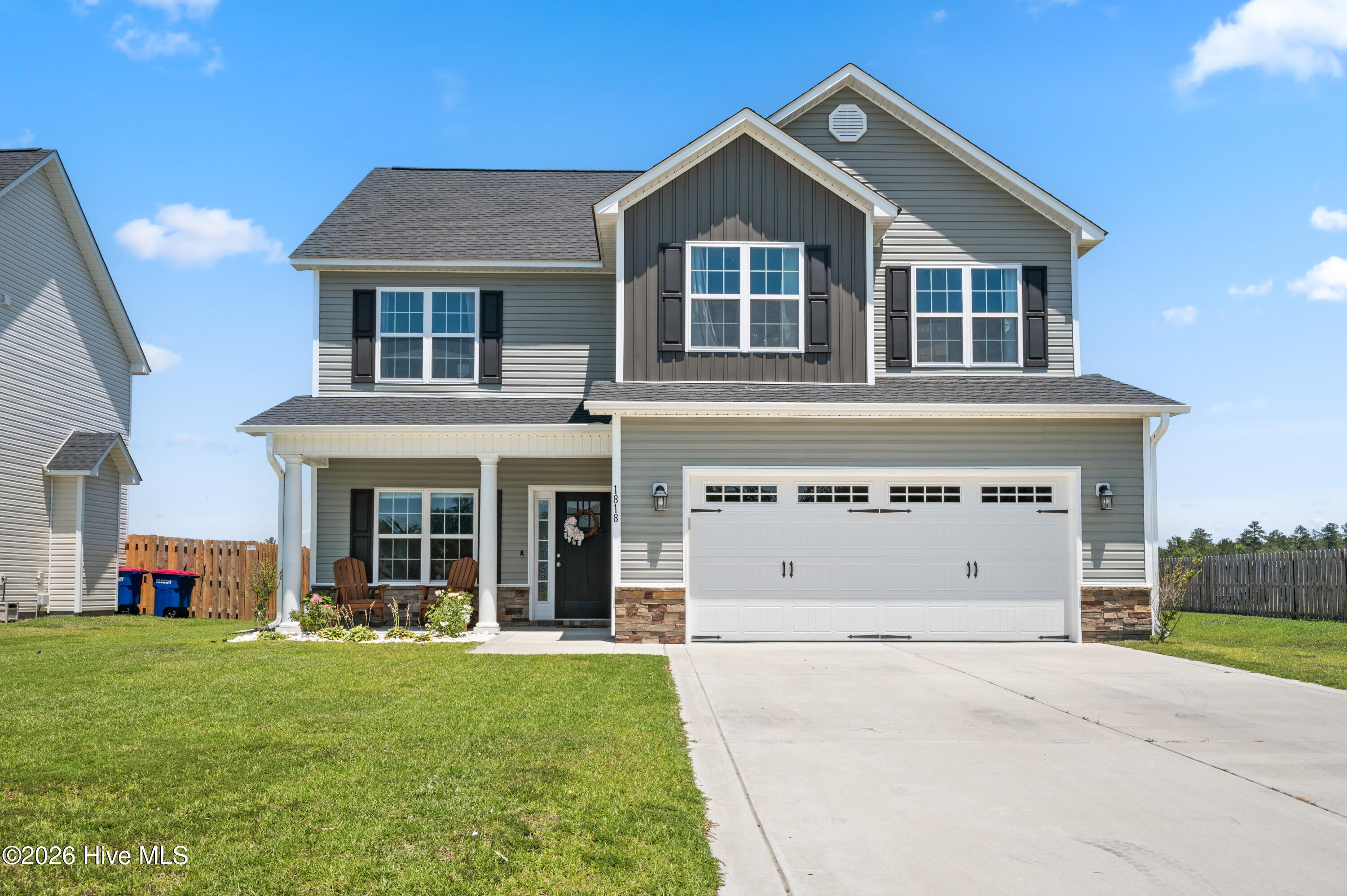 1818 Olde Towne Pointe Boulevard Property Photo 1