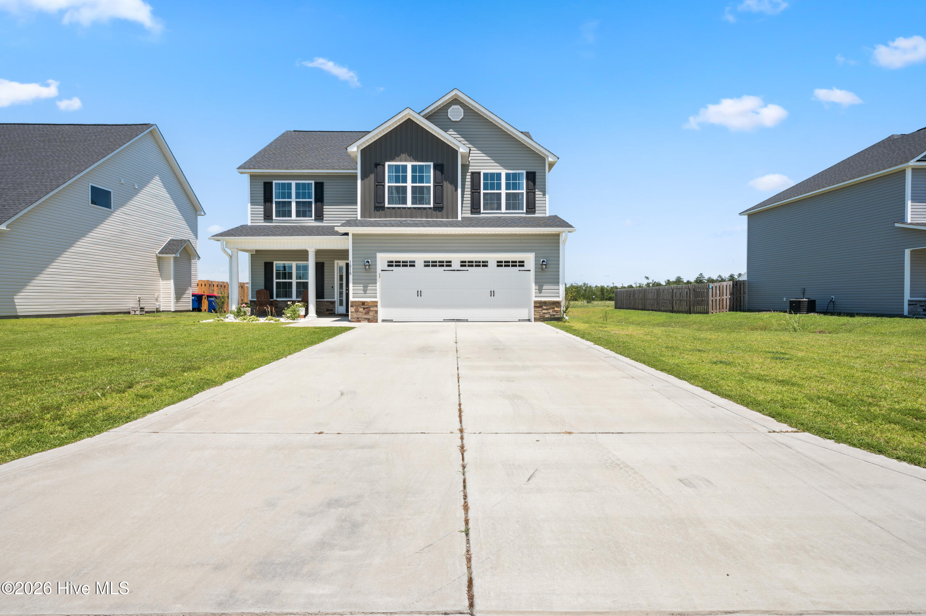 1818 Olde Towne Pointe Boulevard Property Photo 2