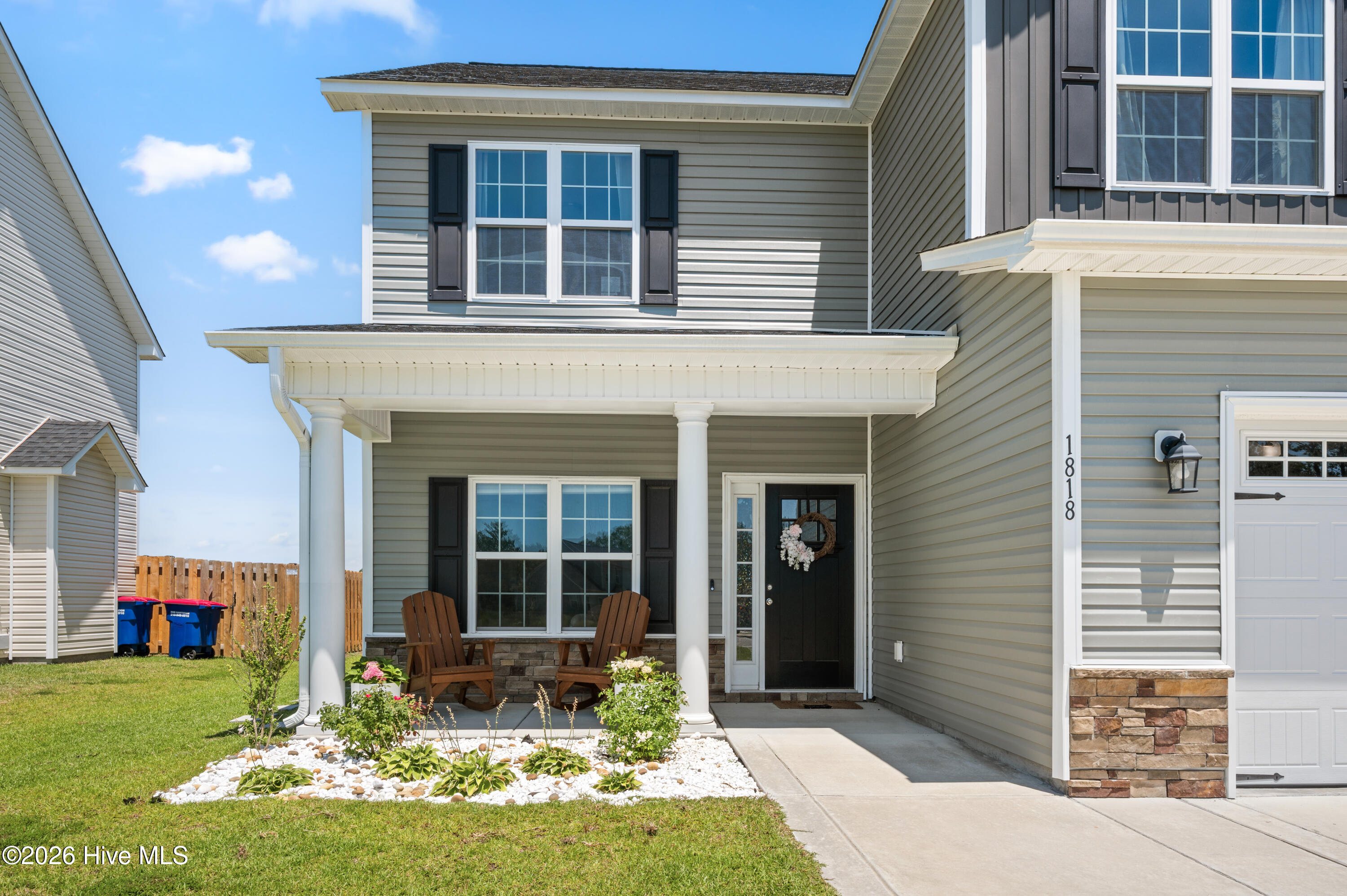 1818 Olde Towne Pointe Boulevard Property Photo 4