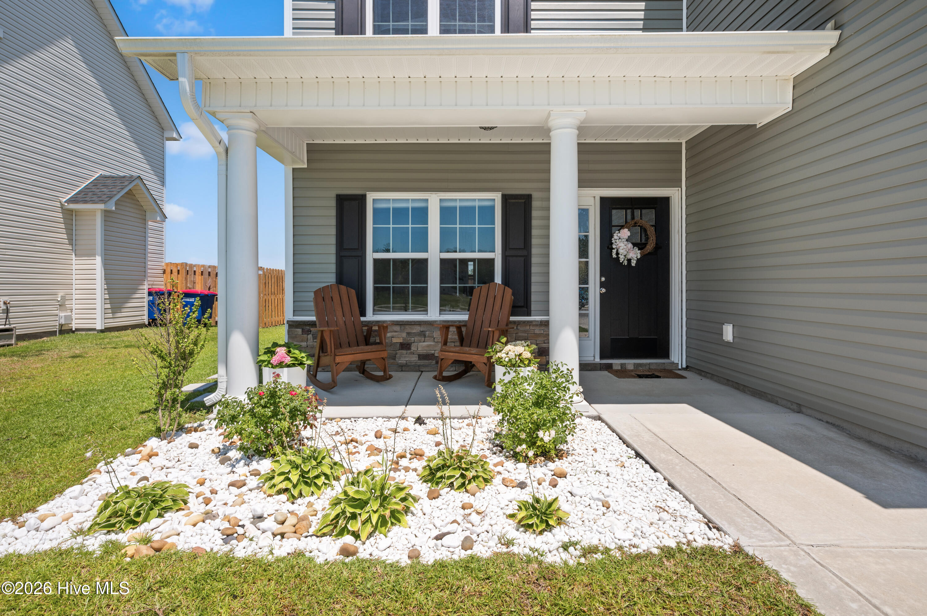 1818 Olde Towne Pointe Boulevard Property Photo 5