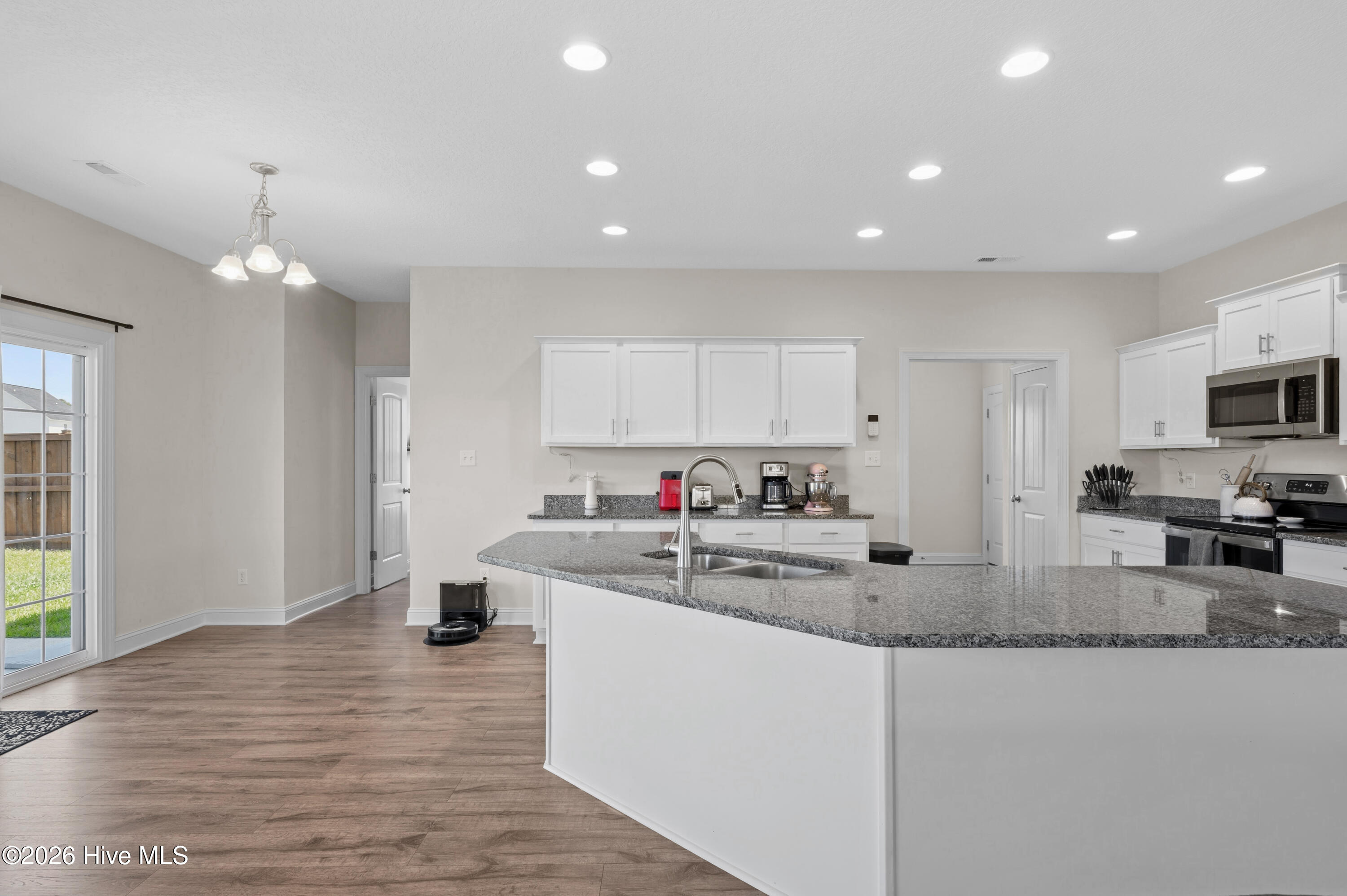 1818 Olde Towne Pointe Boulevard Property Photo 21