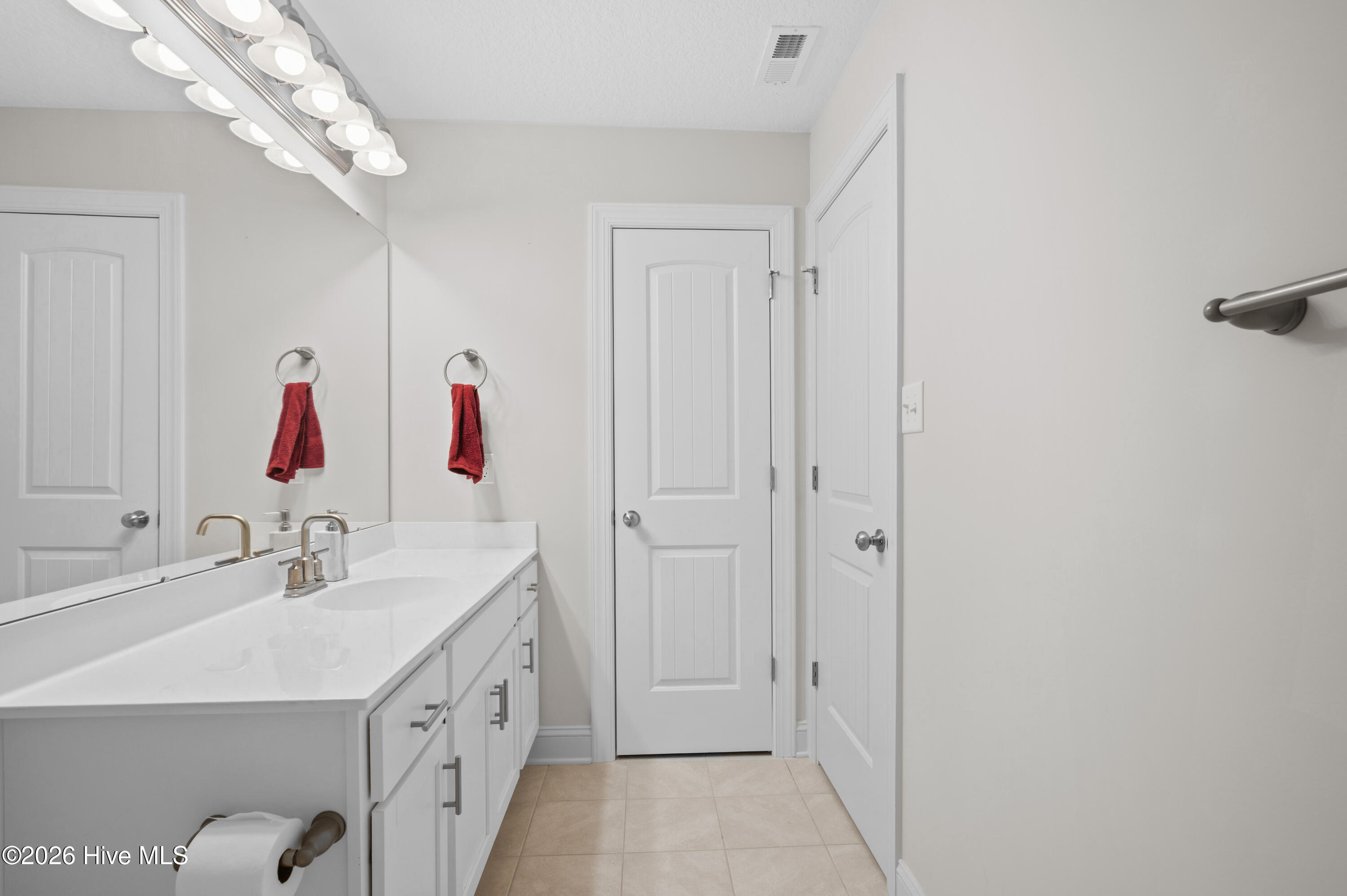 1818 Olde Towne Pointe Boulevard Property Photo 40