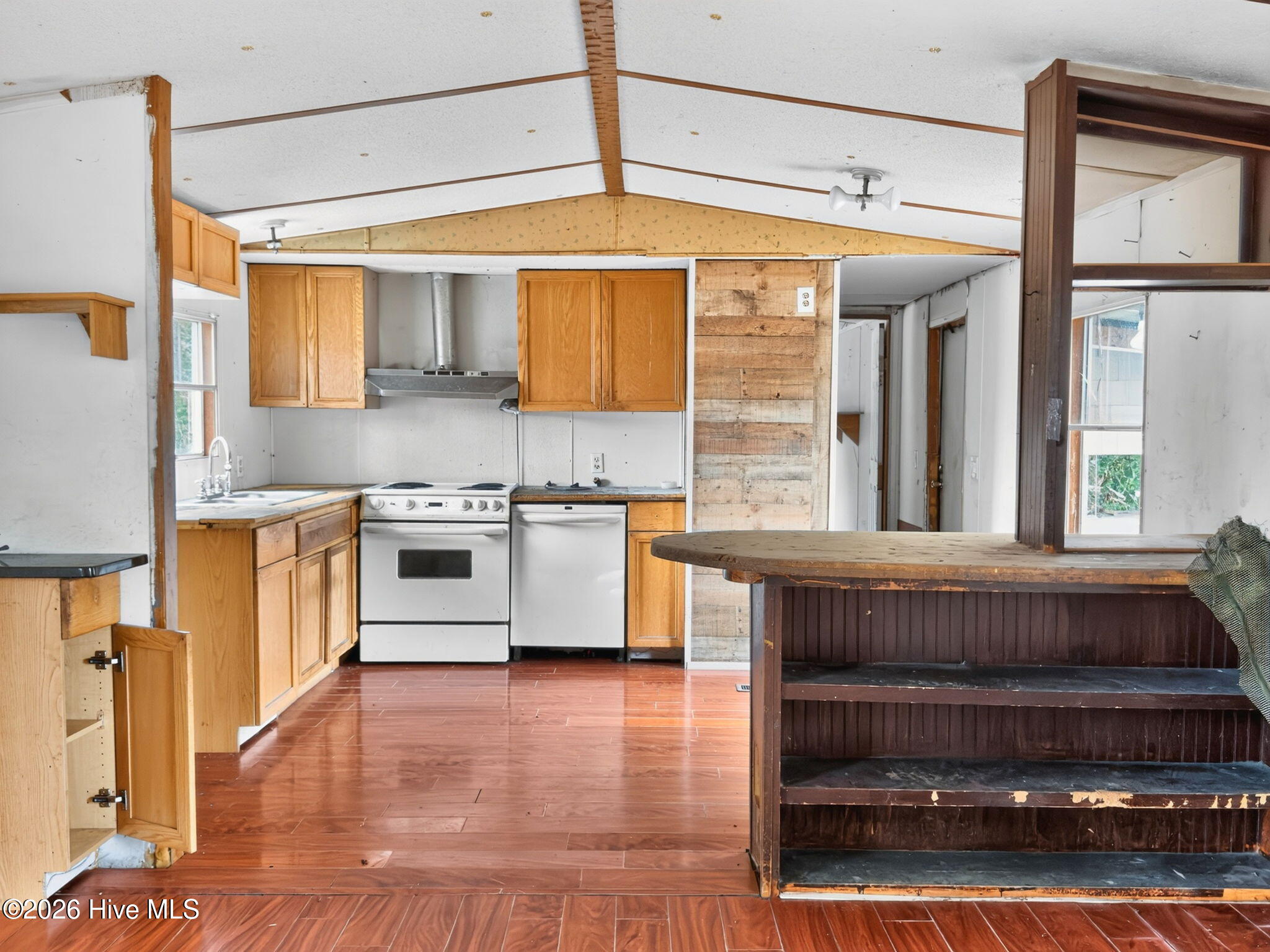 4159 9th Street Se Property Photo 11