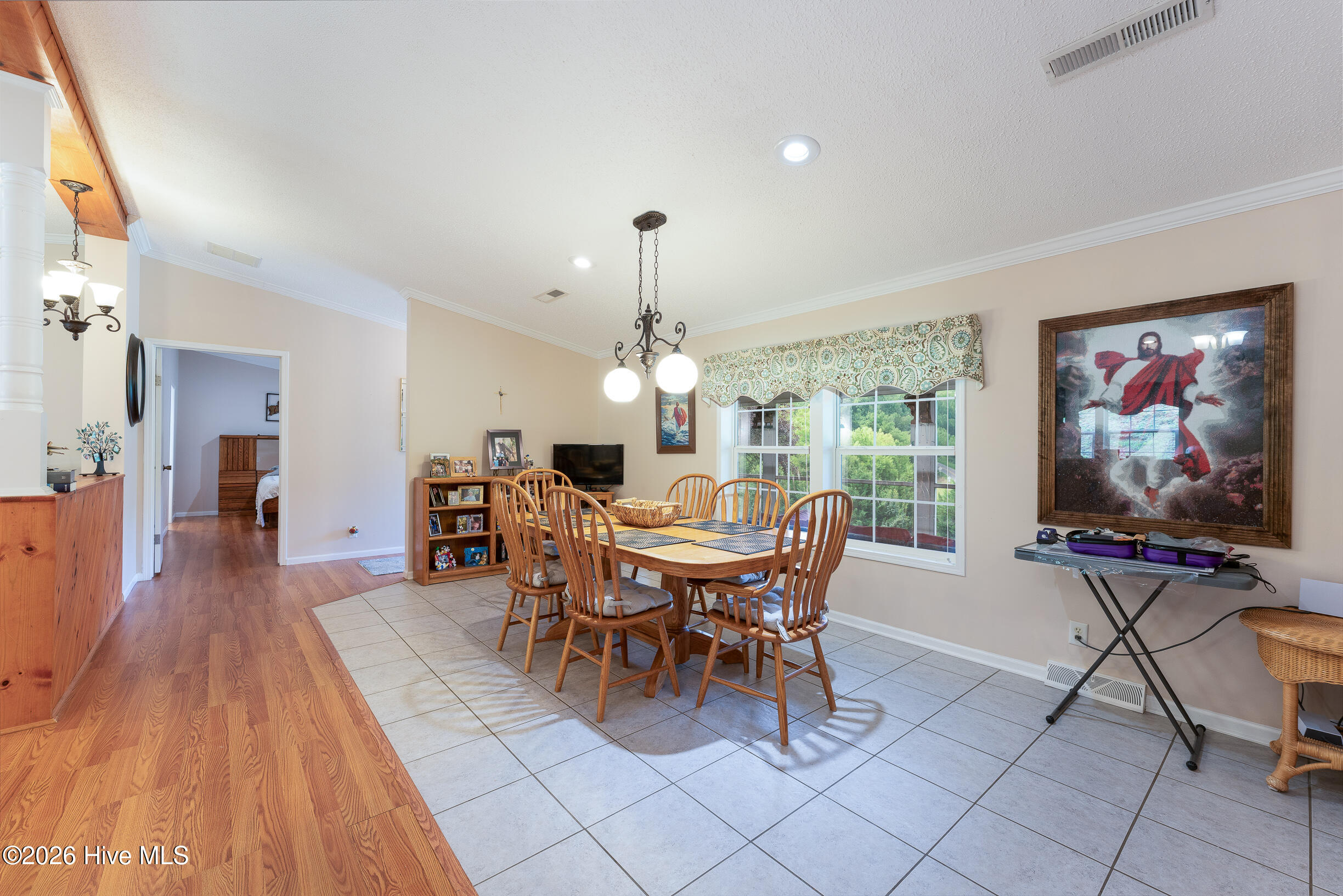 4122 Fairview Road Property Photo 10