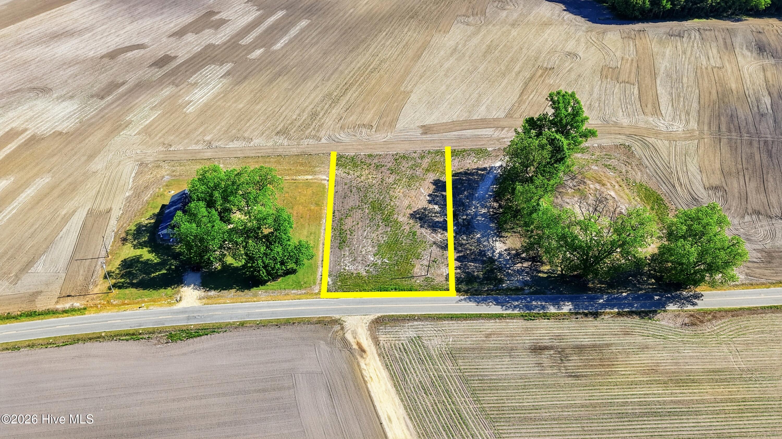 1152 Waller Road Property Photo 6