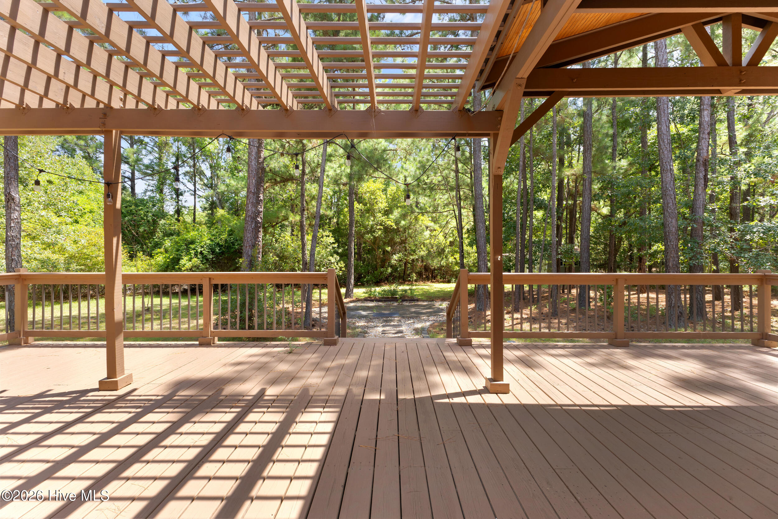 107 Dolphin View Court Property Photo 28