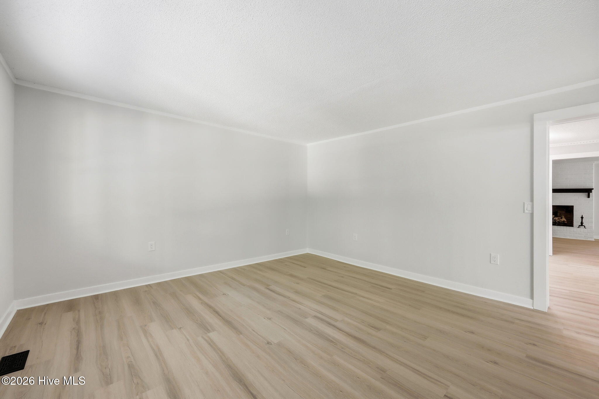 581 Post Road Property Photo 23