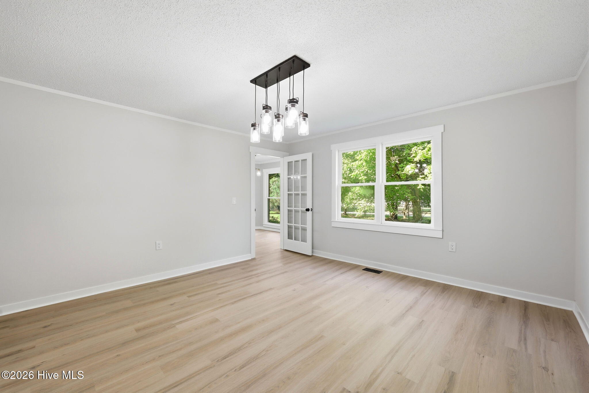581 Post Road Property Photo 28