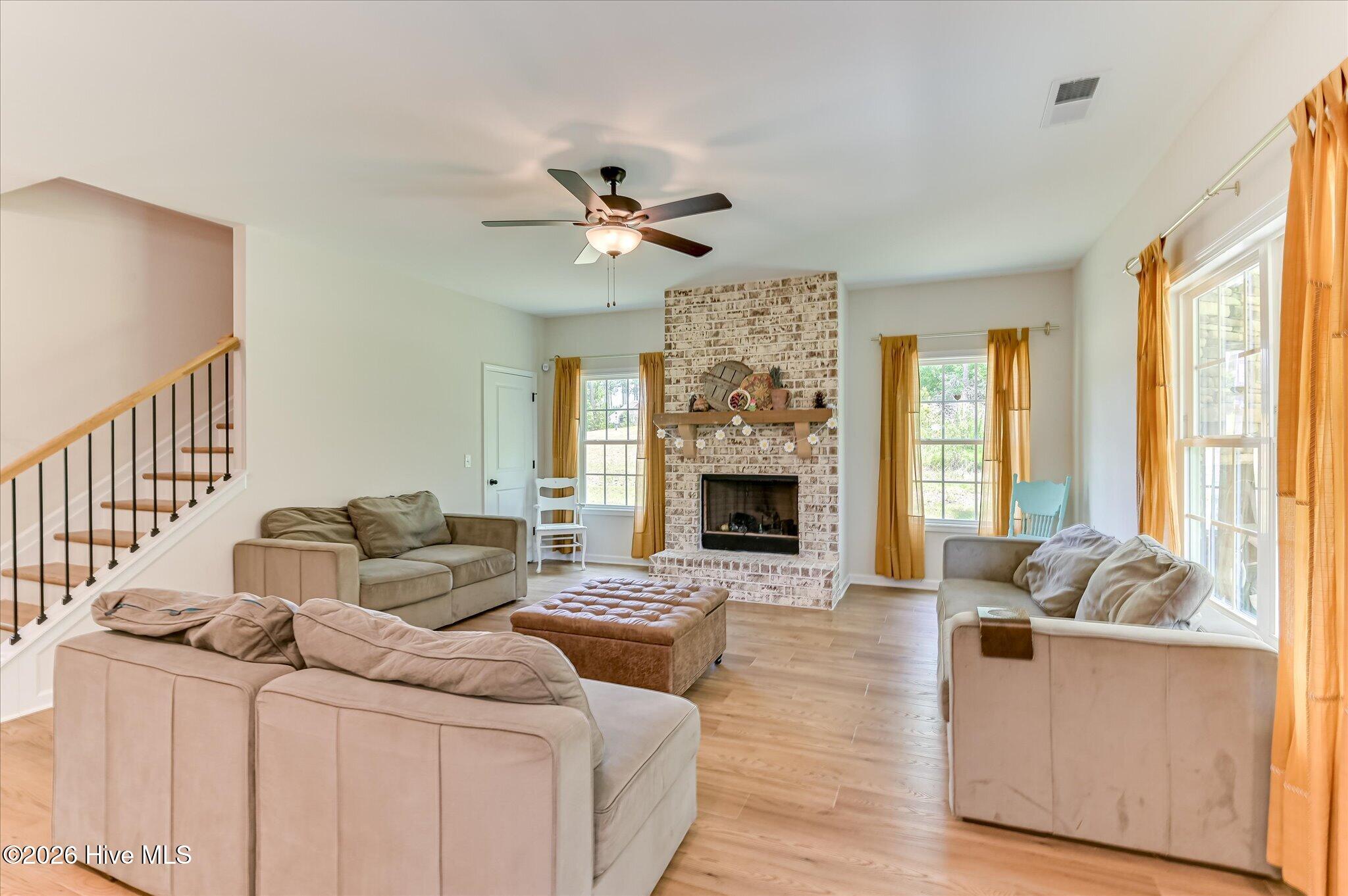 430 Bronco Pass Property Photo 5