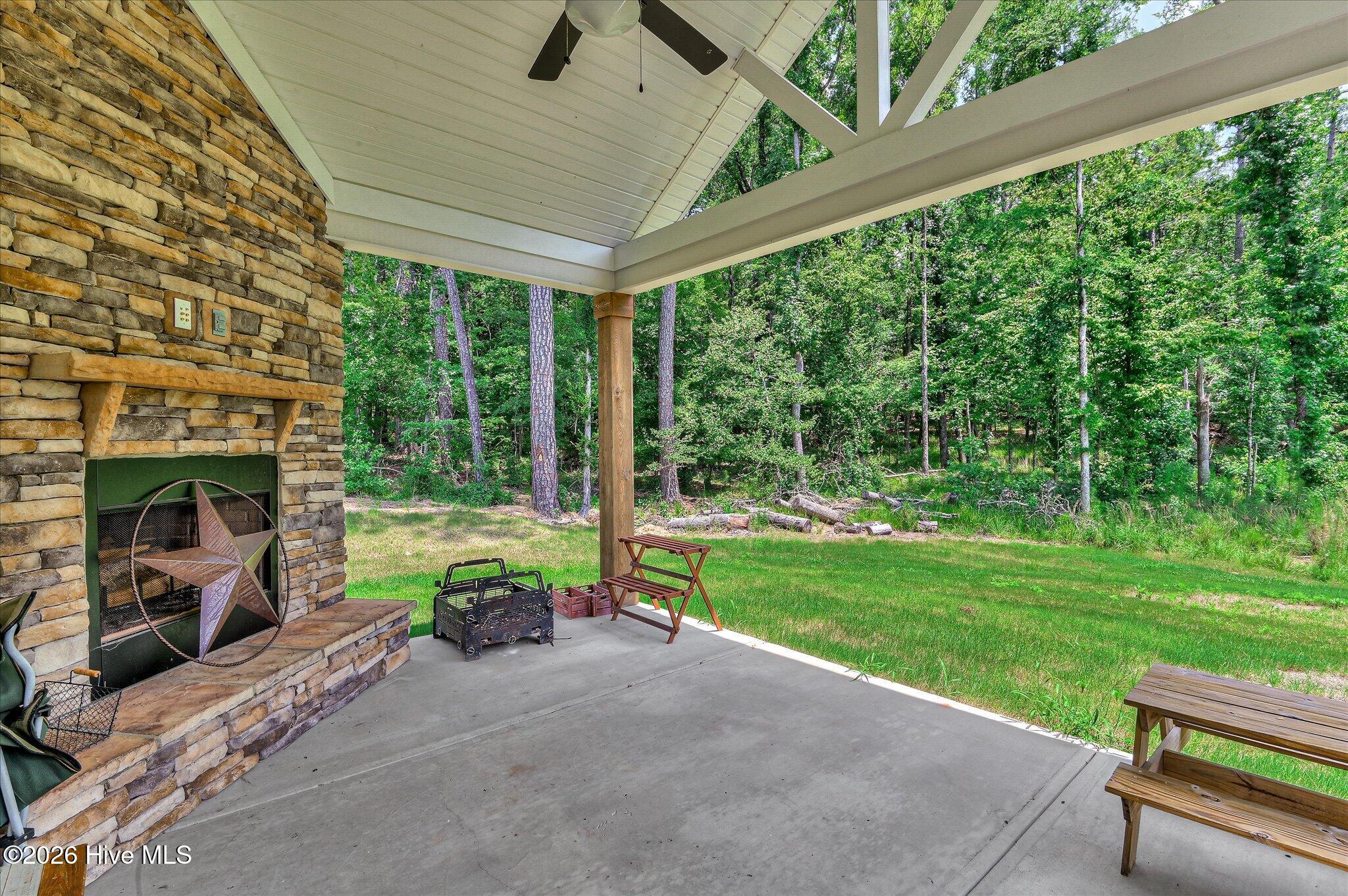 430 Bronco Pass Property Photo 31