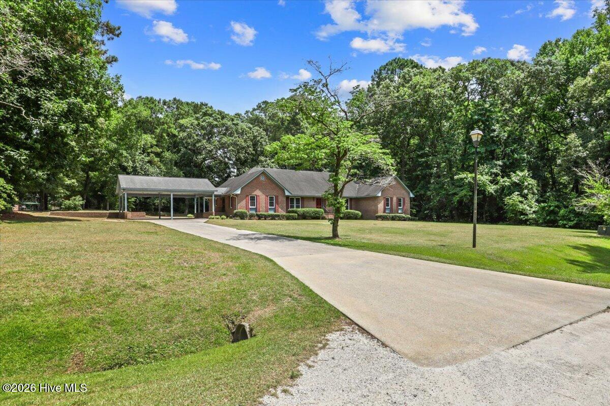 1013 Arrowhead Drive Property Photo 6