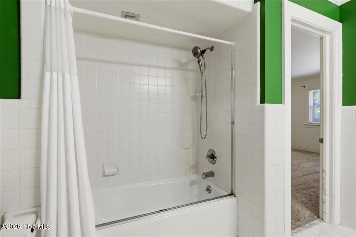 1013 Arrowhead Drive Property Photo 11