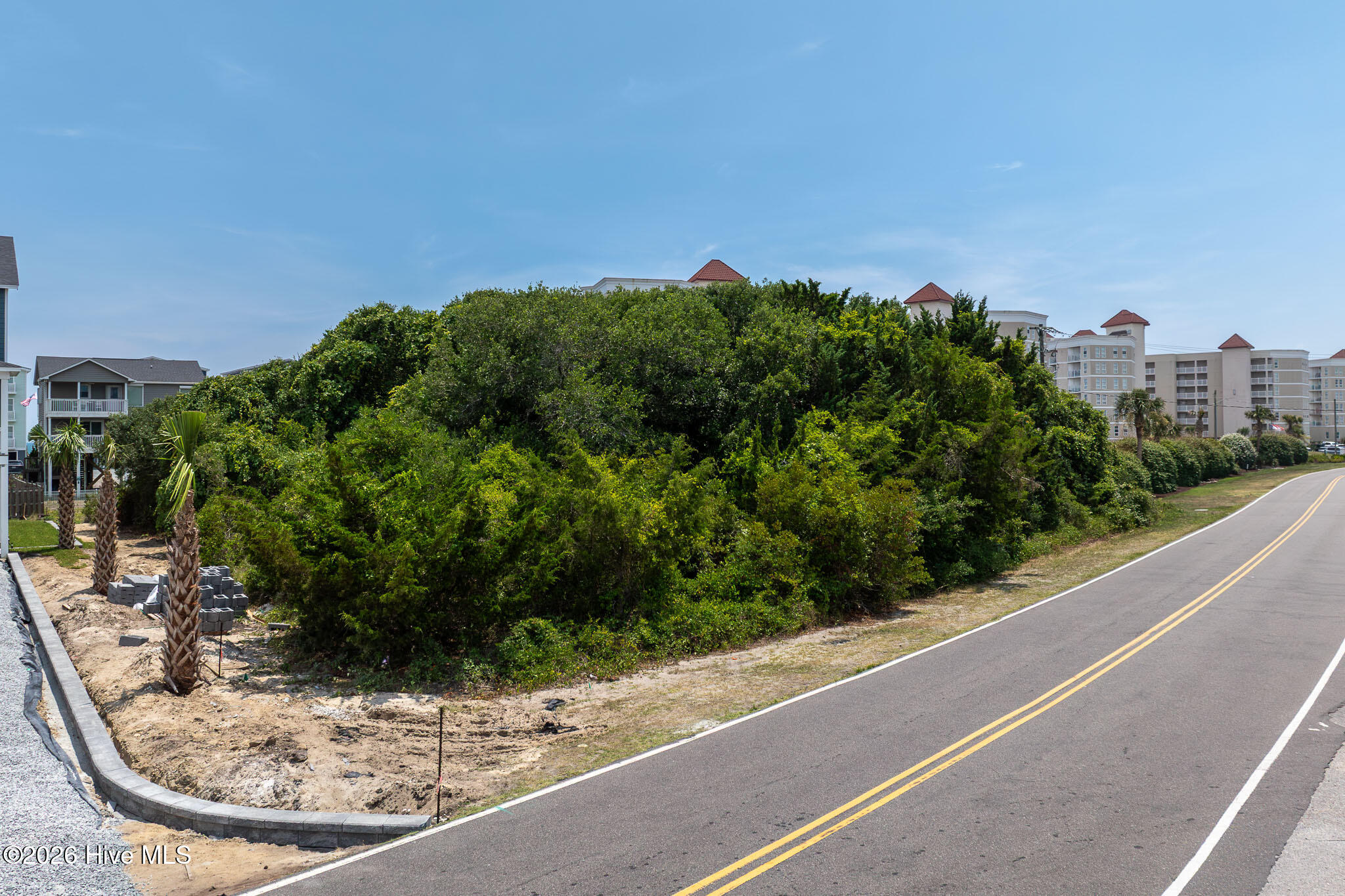 2050 New River Inlet Road Property Photo 7