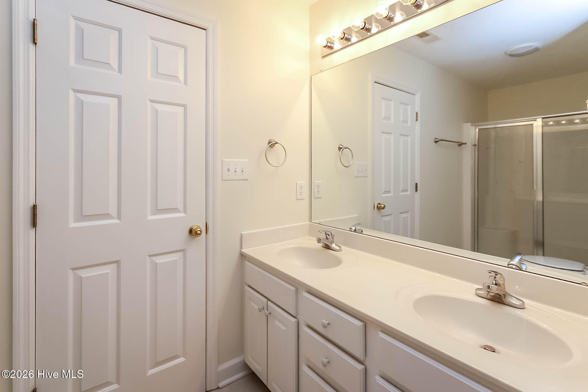 123 S Park Lane Property Photo 10