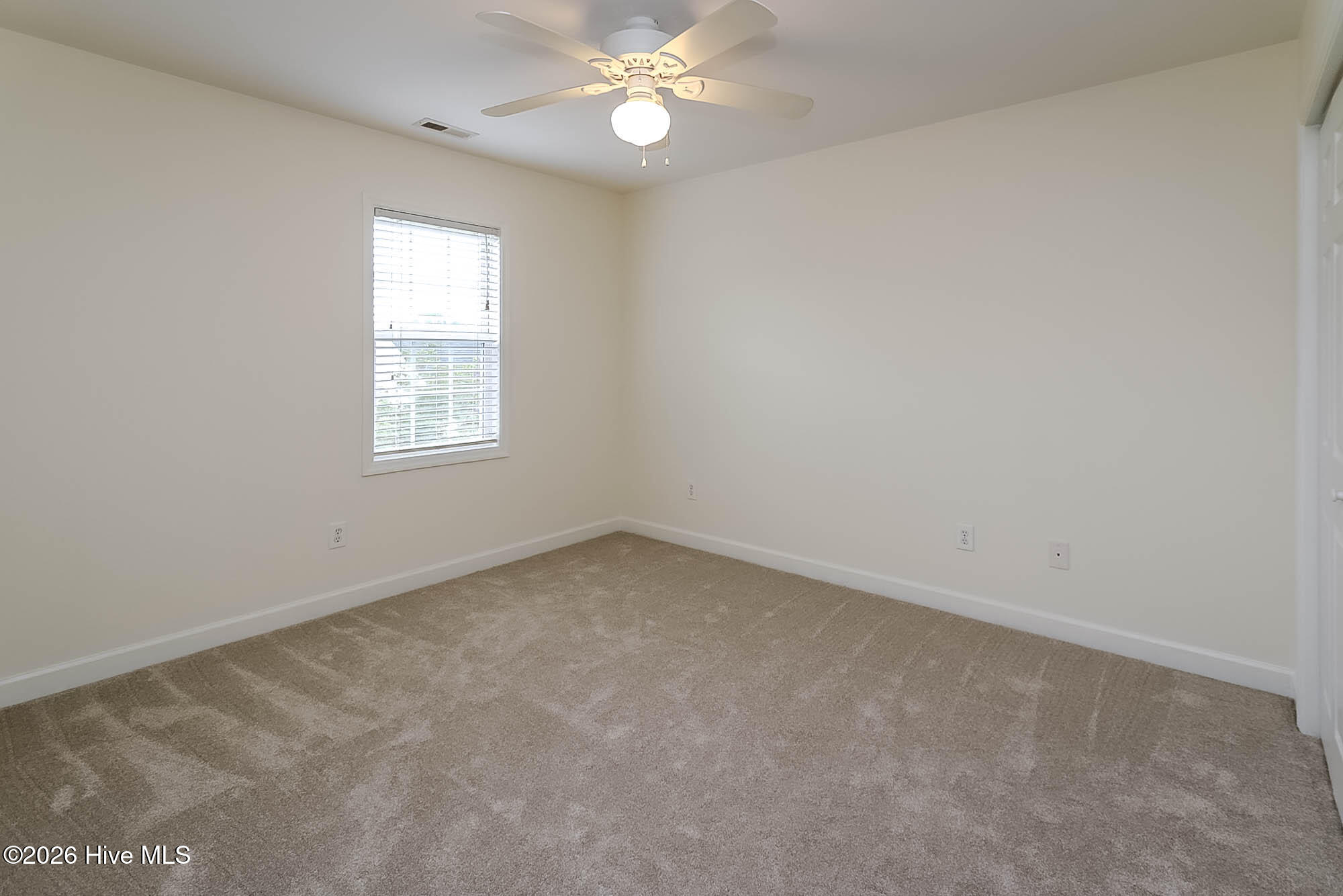 123 S Park Lane Property Photo 16