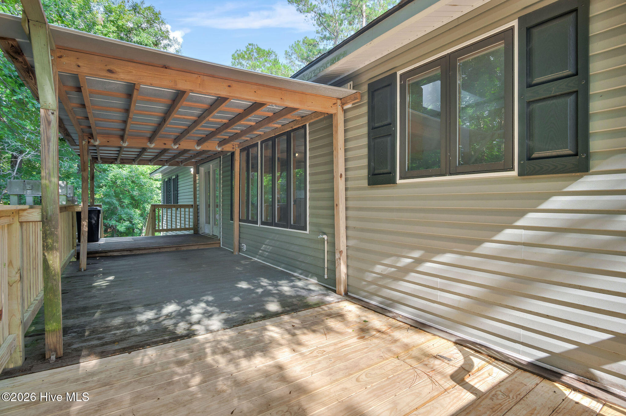 105 Whitestocking Ext Property Photo 6