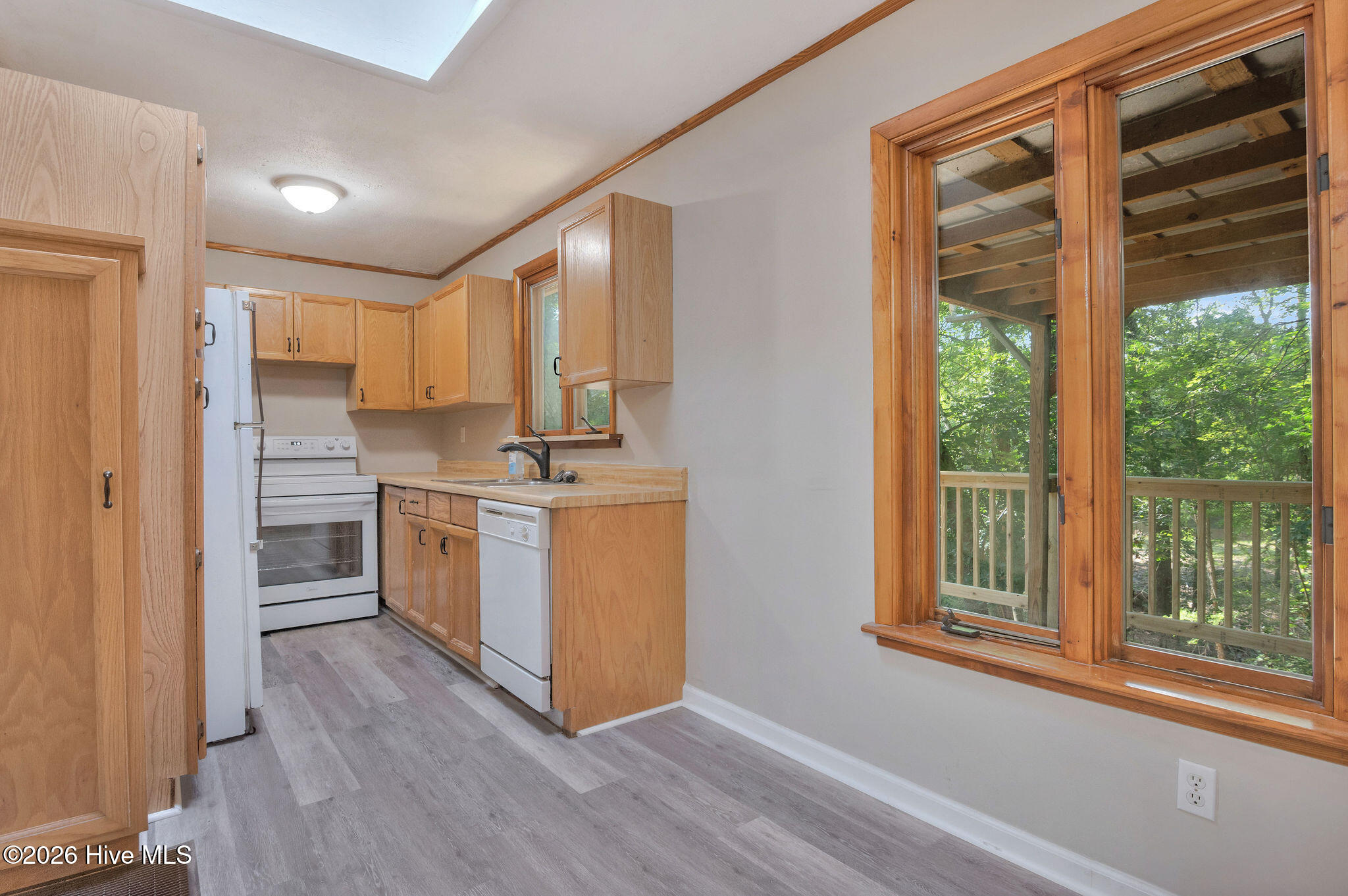 105 Whitestocking Ext Property Photo 17