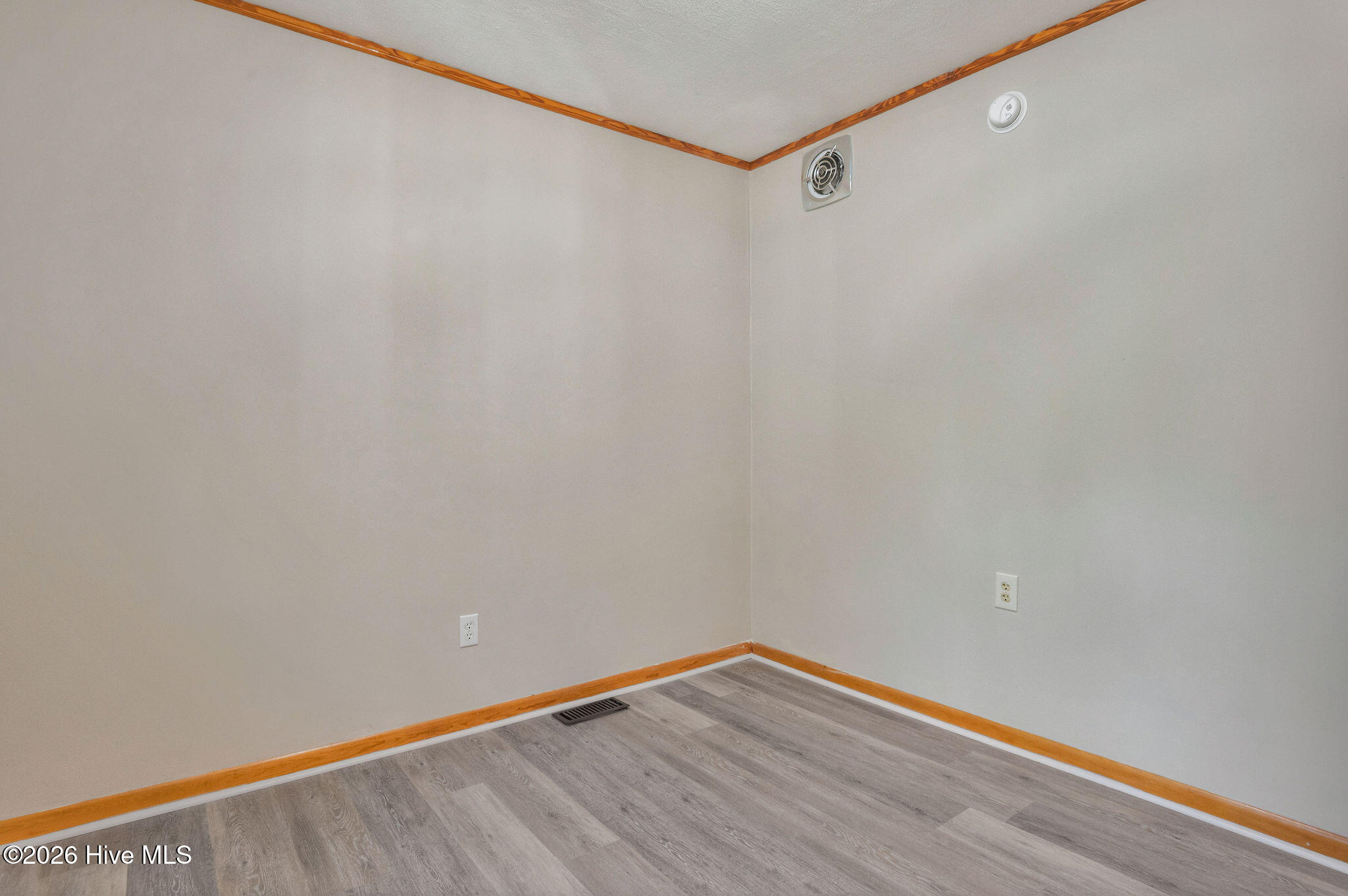 105 Whitestocking Ext Property Photo 23
