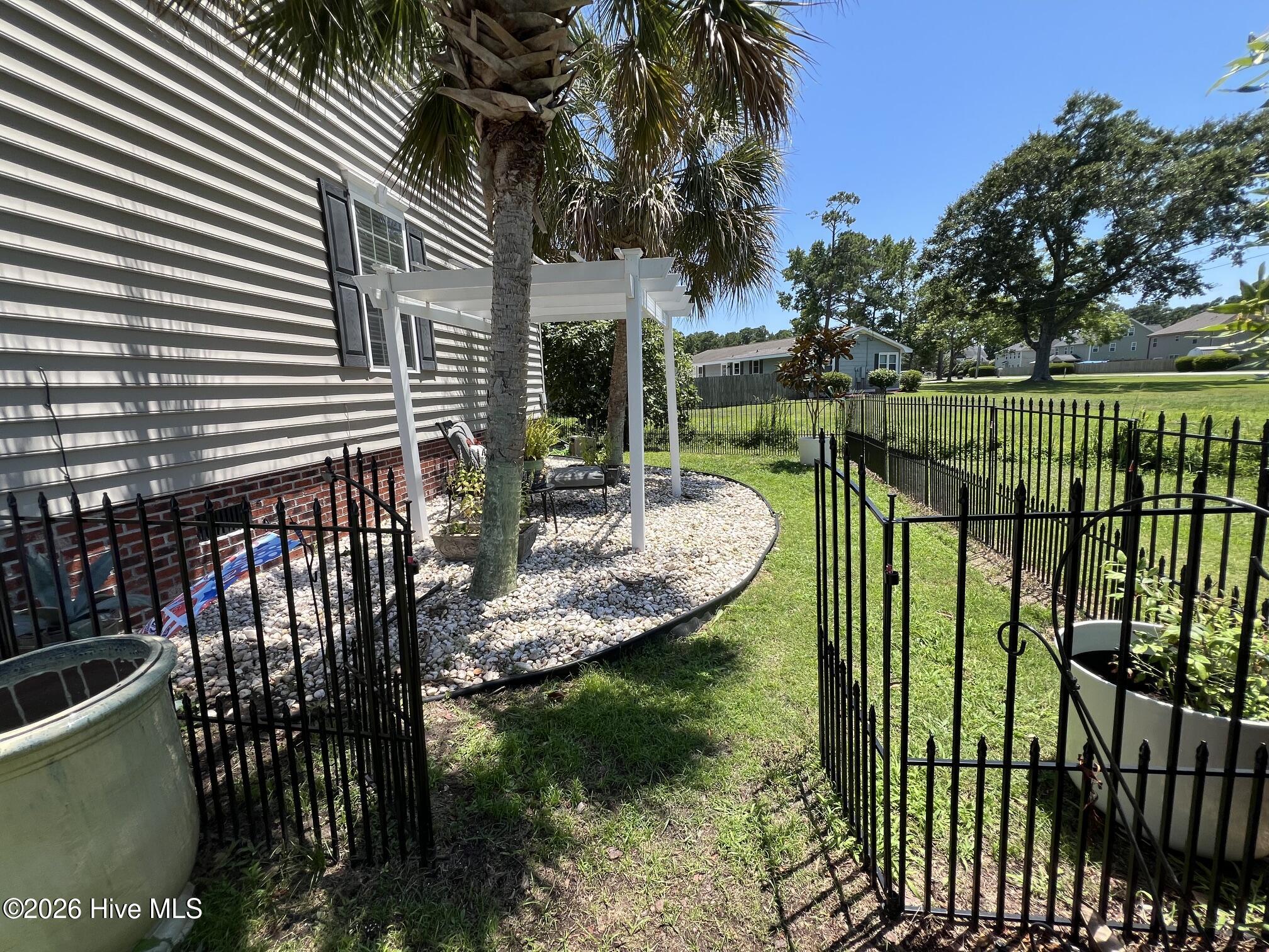 4 Schooner Drive Property Photo 2