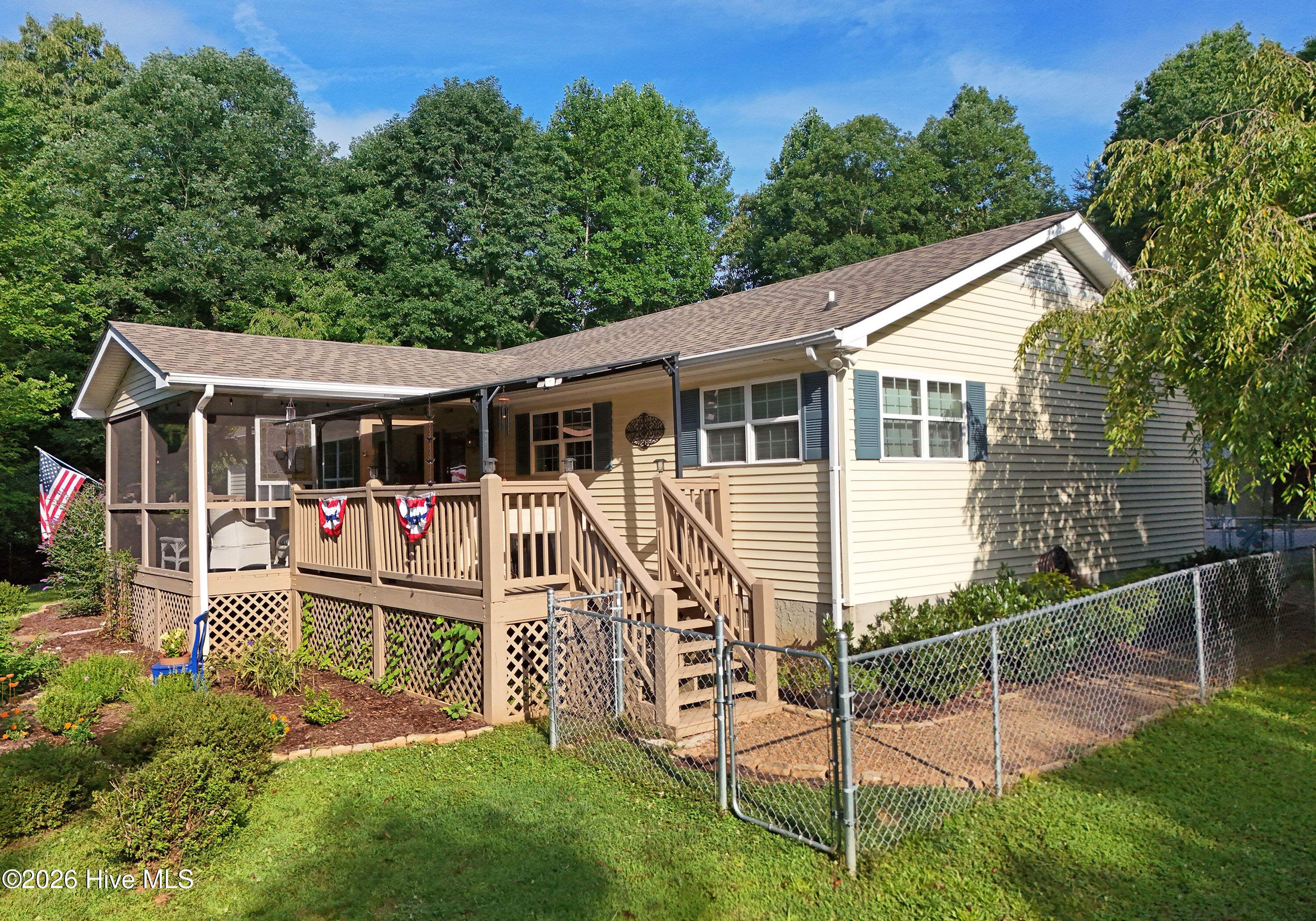 465 Driver Avenue Property Photo 1