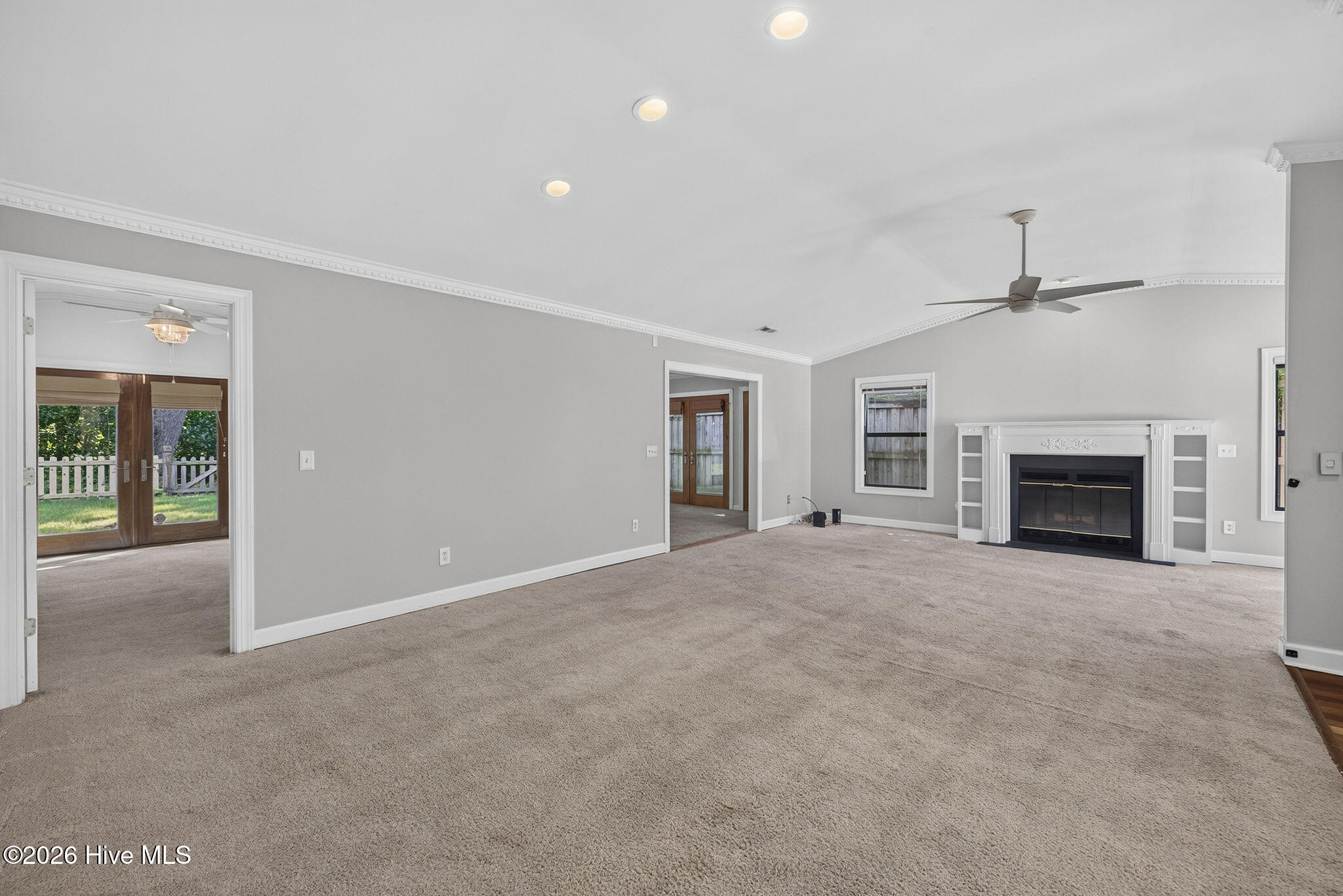 117 Vistamar Drive Property Photo 16