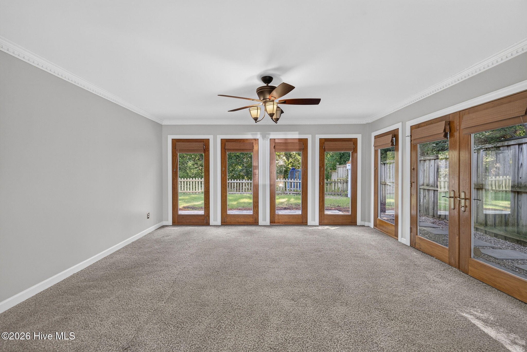 117 Vistamar Drive Property Photo 19