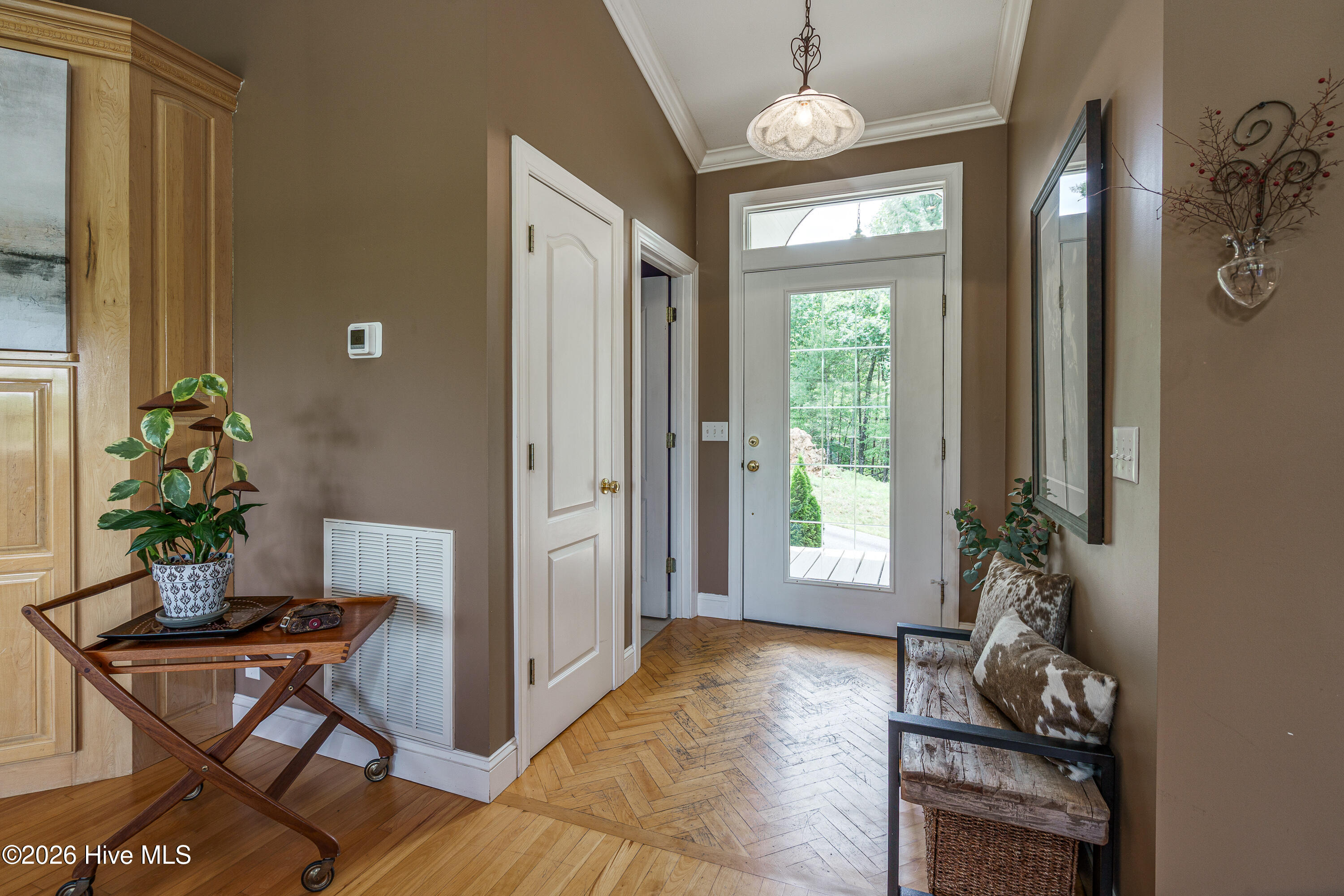1110 Poor House Mountain Trail Property Photo 6