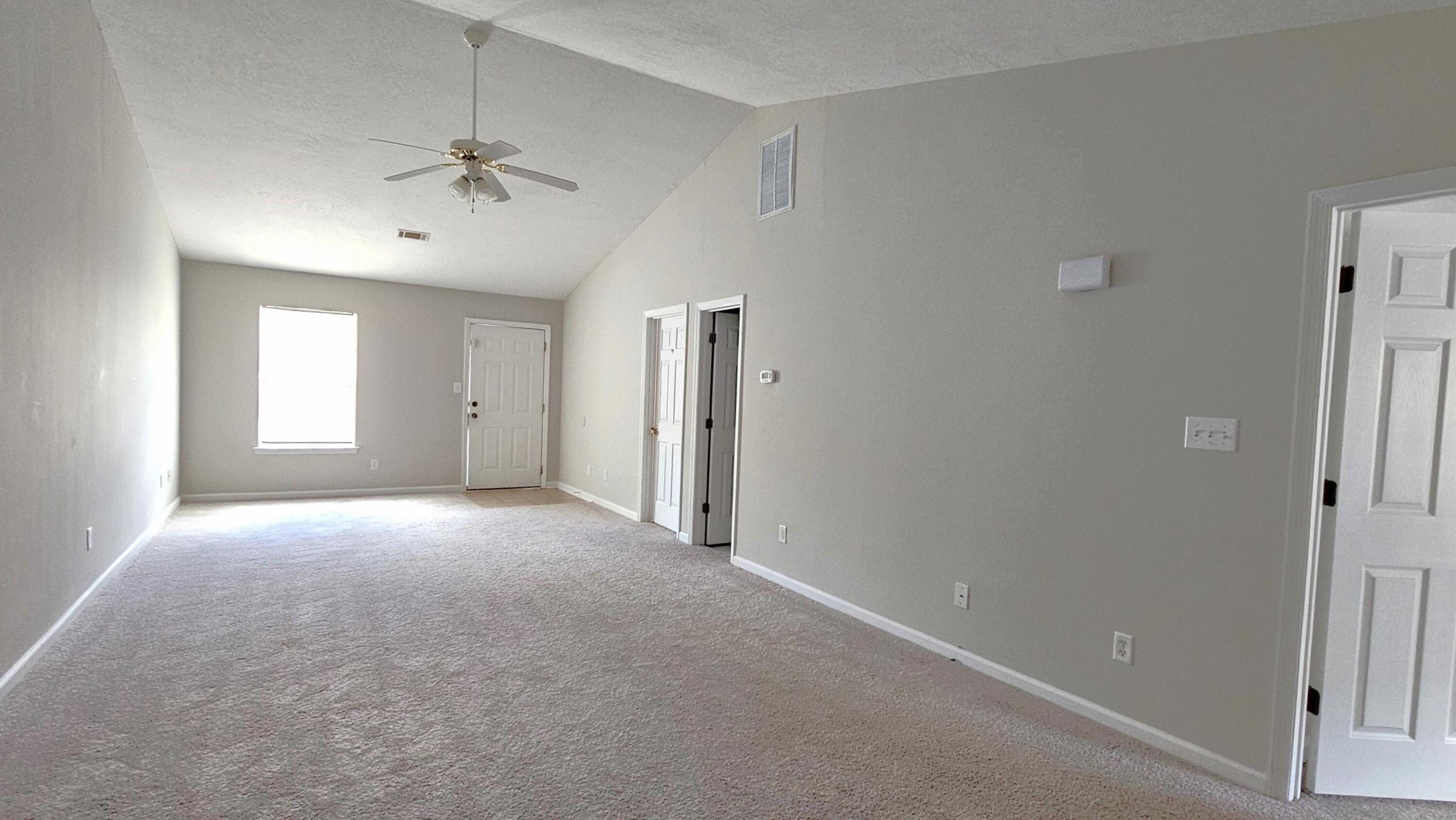 340 Greendale Place Property Photo 3