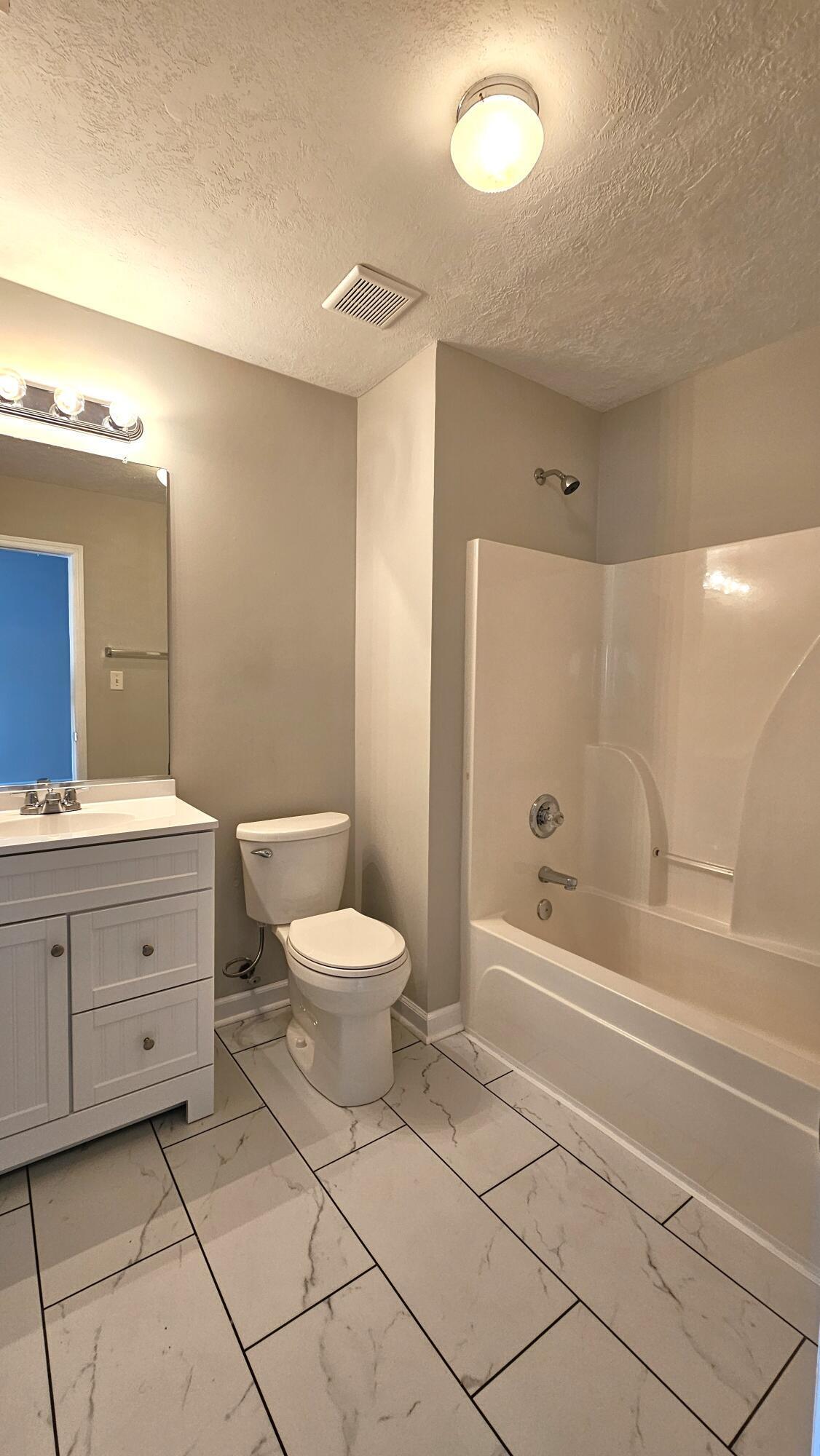 340 Greendale Place Property Photo 11