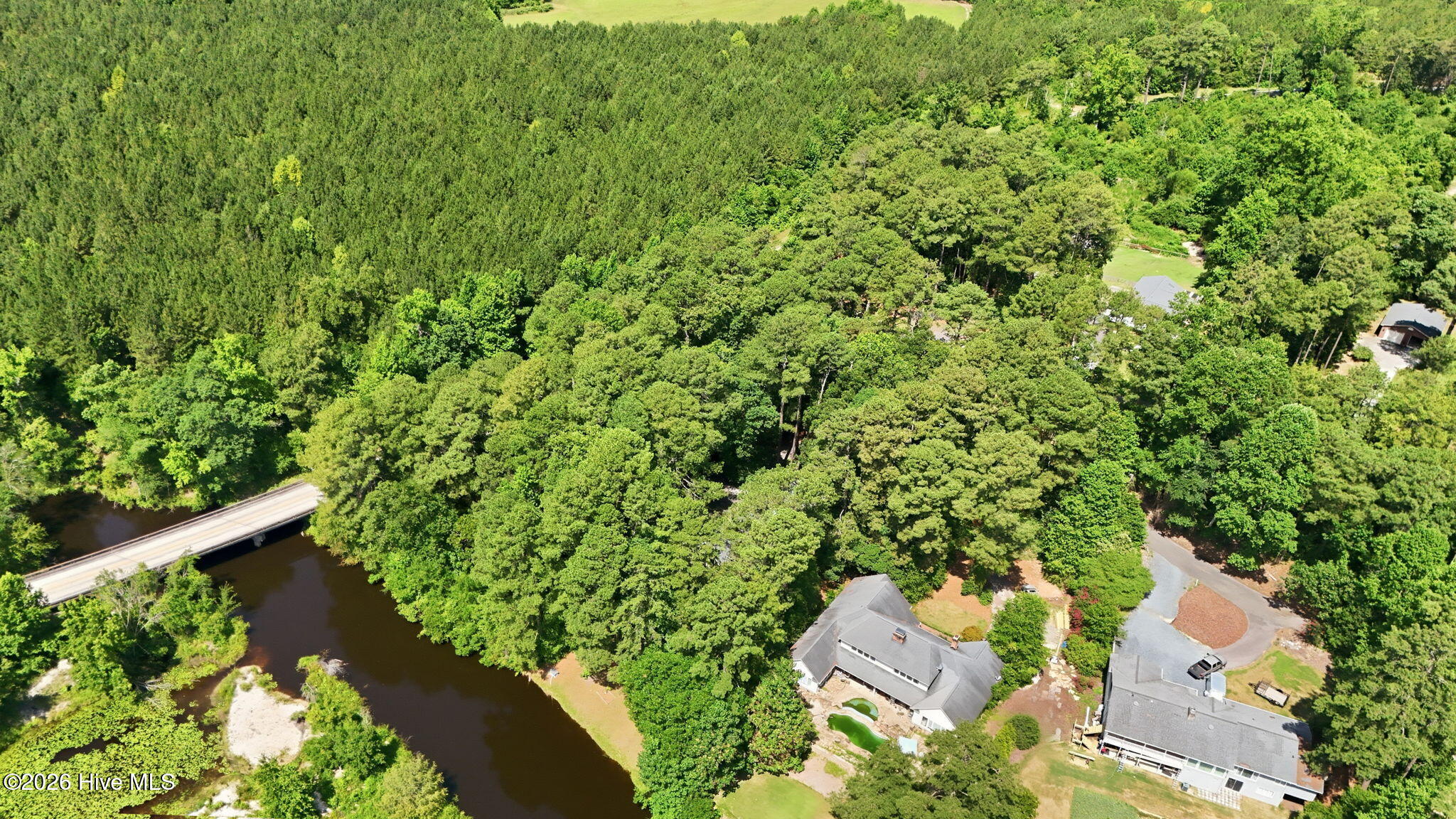 2 Little River Lane Property Photo 8