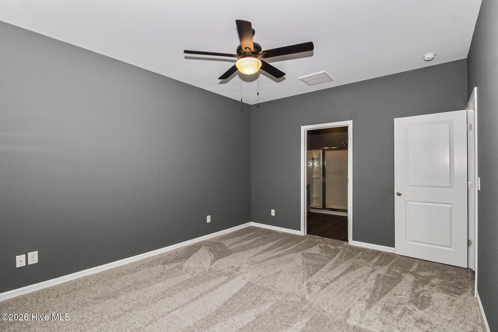 464 St Kitts Way Property Photo 8
