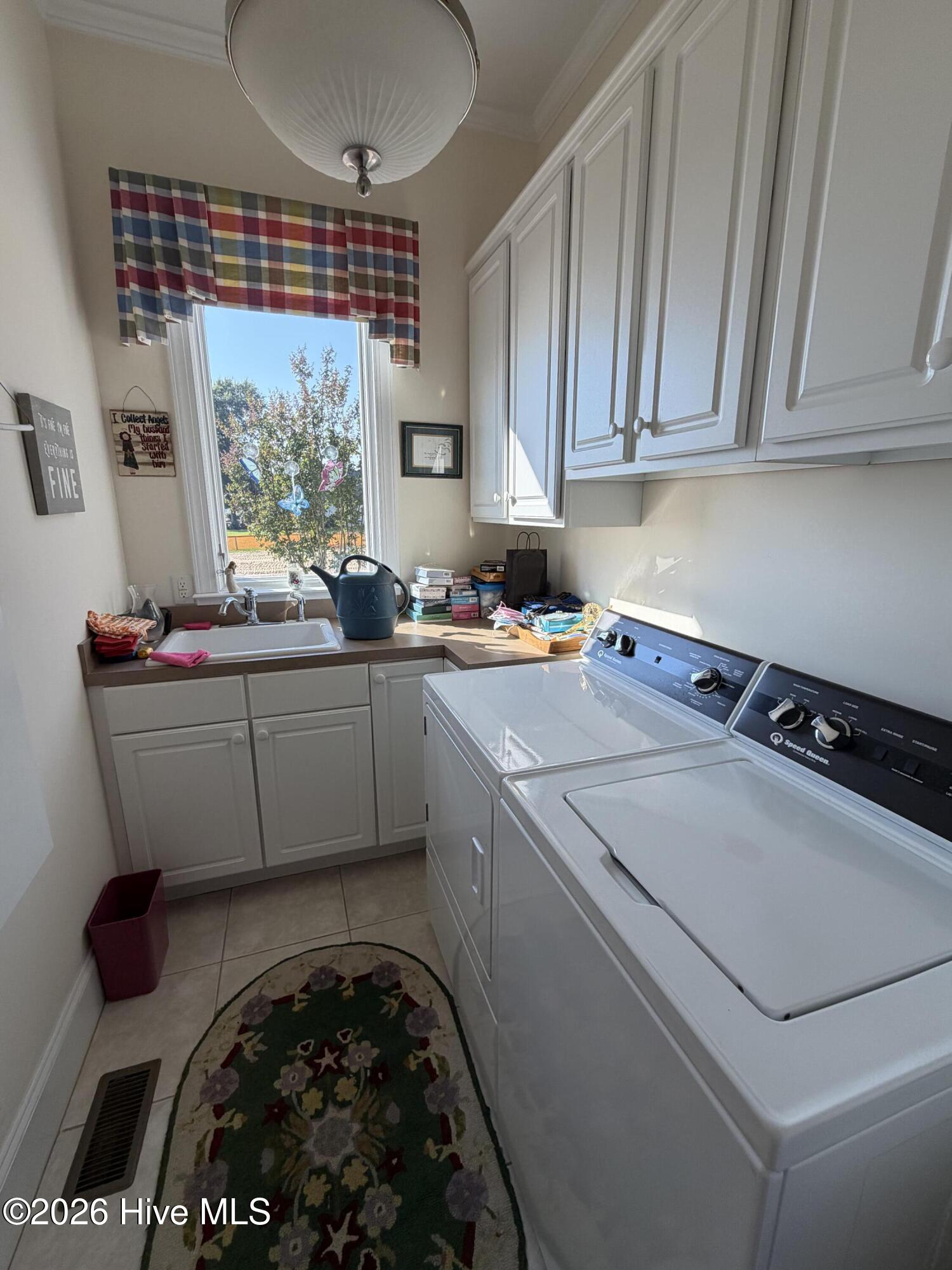 408 Bay Point Drive Property Photo 14