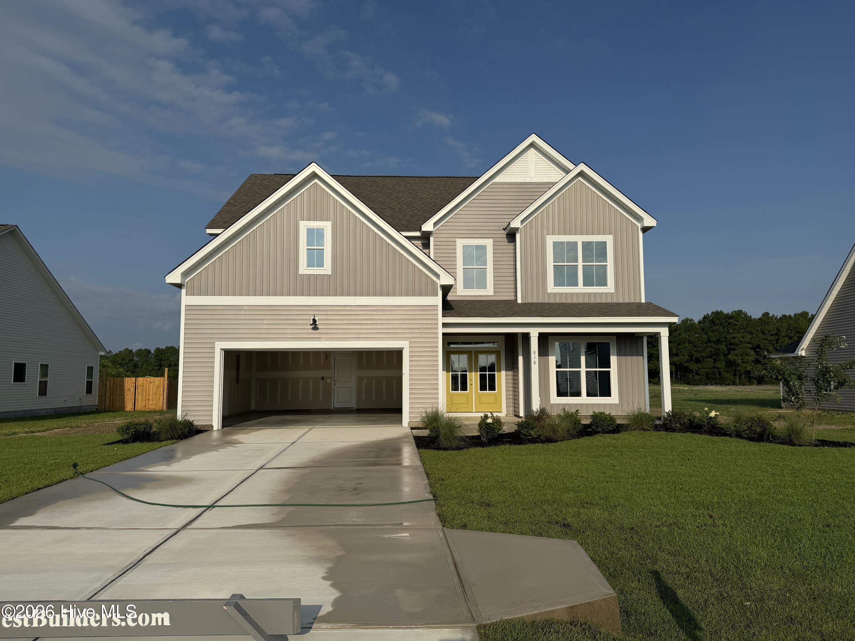 818 Tupelo Tree Drive Property Photo 1