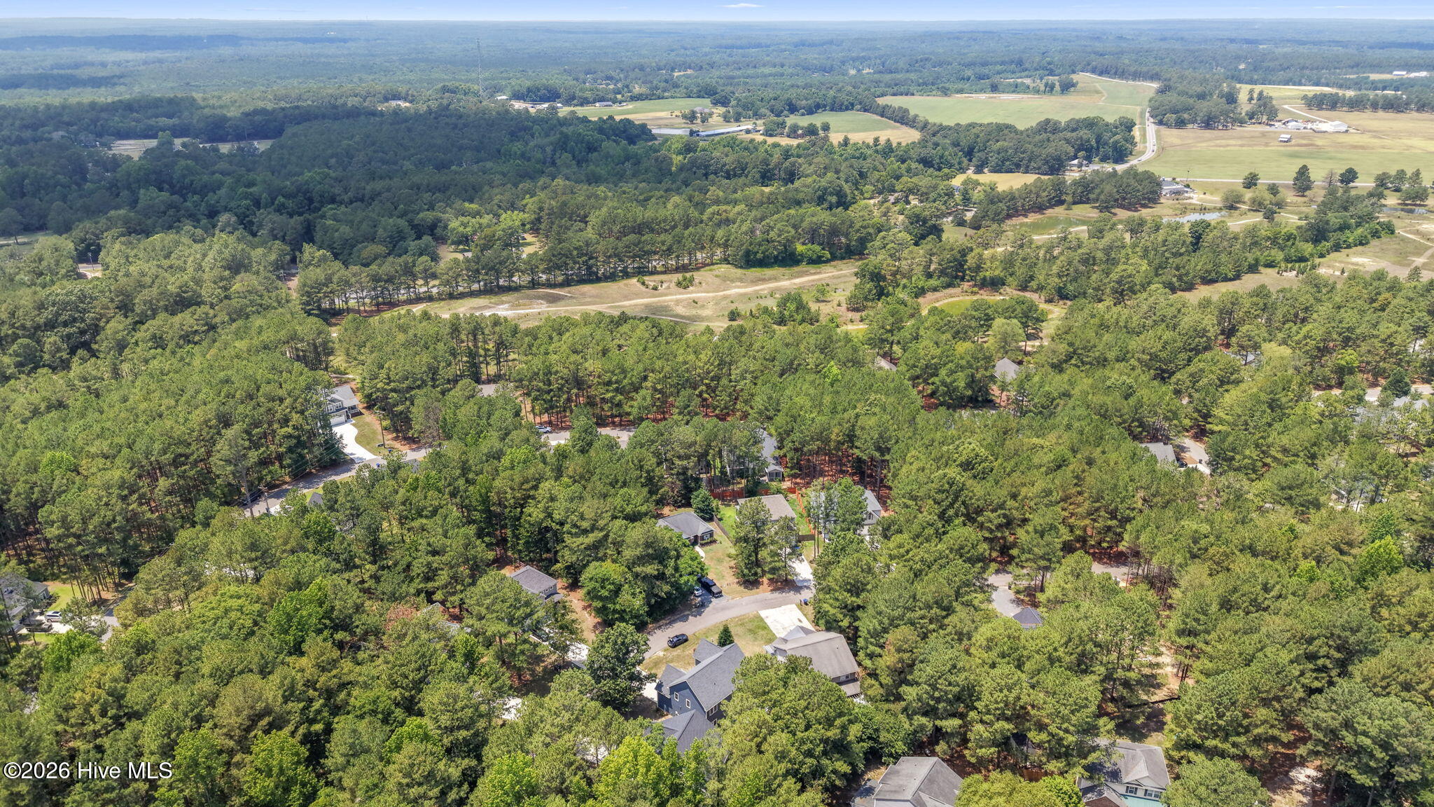 829 Blue Bird Drive Property Photo 3