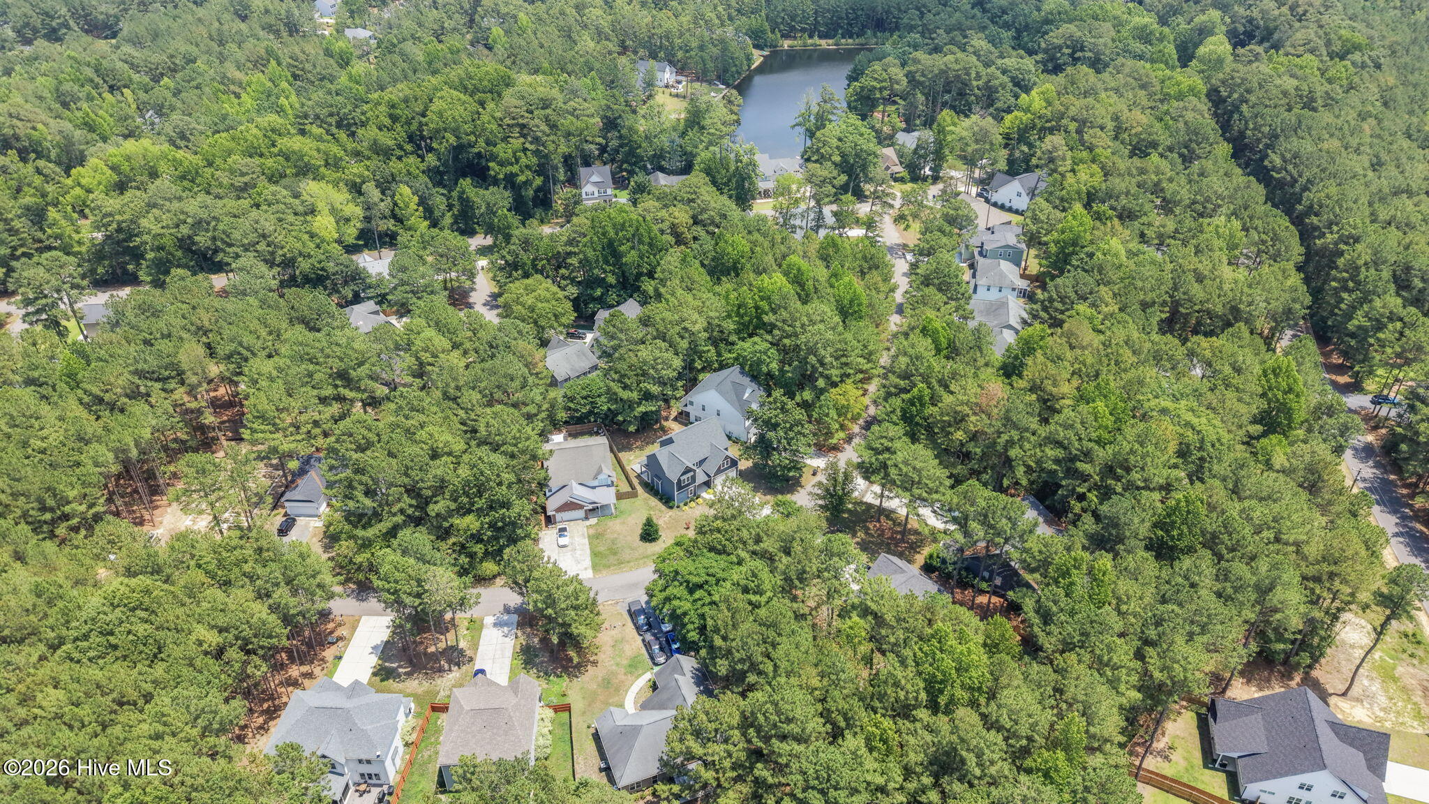 829 Blue Bird Drive Property Photo 4