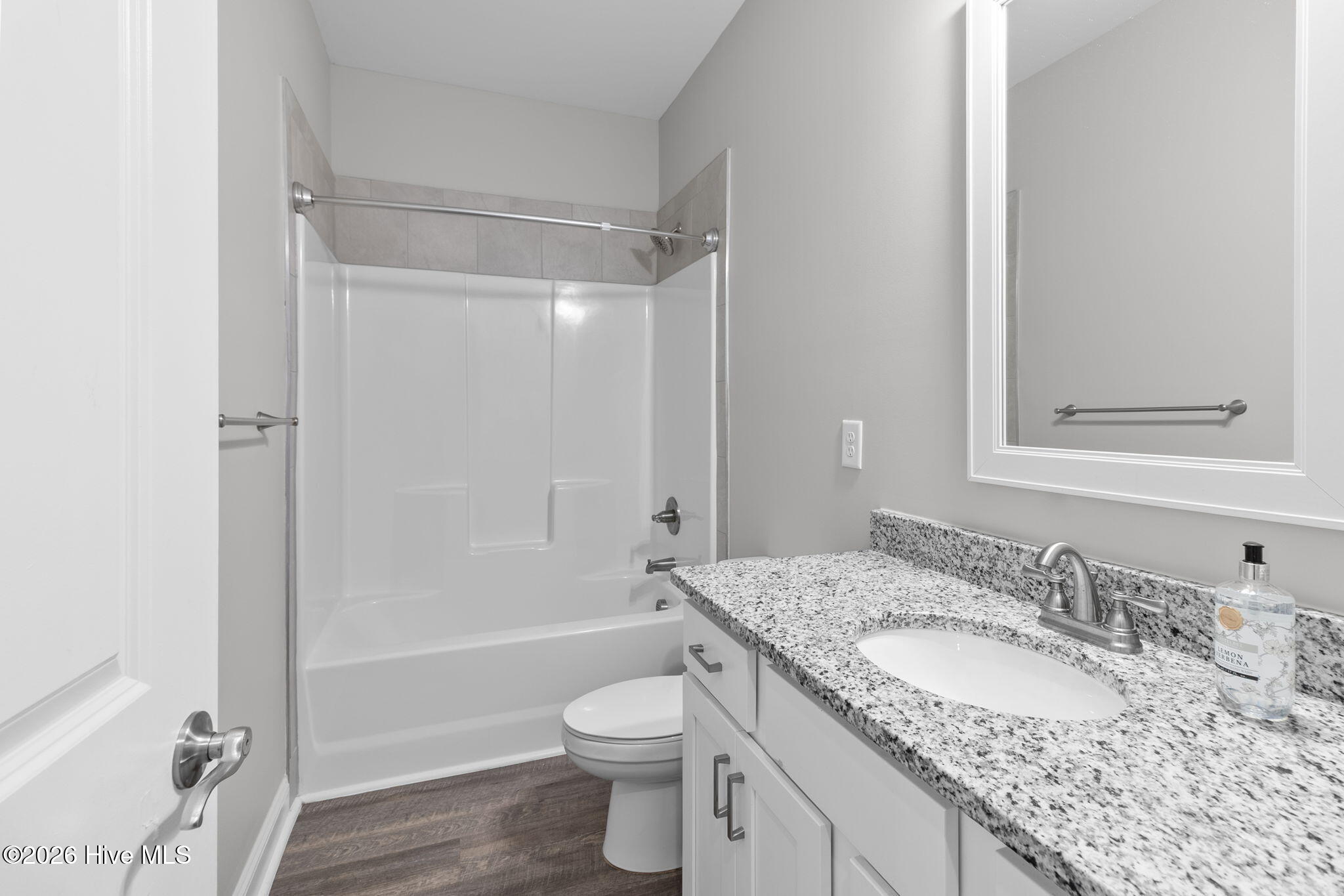 829 Blue Bird Drive Property Photo 19