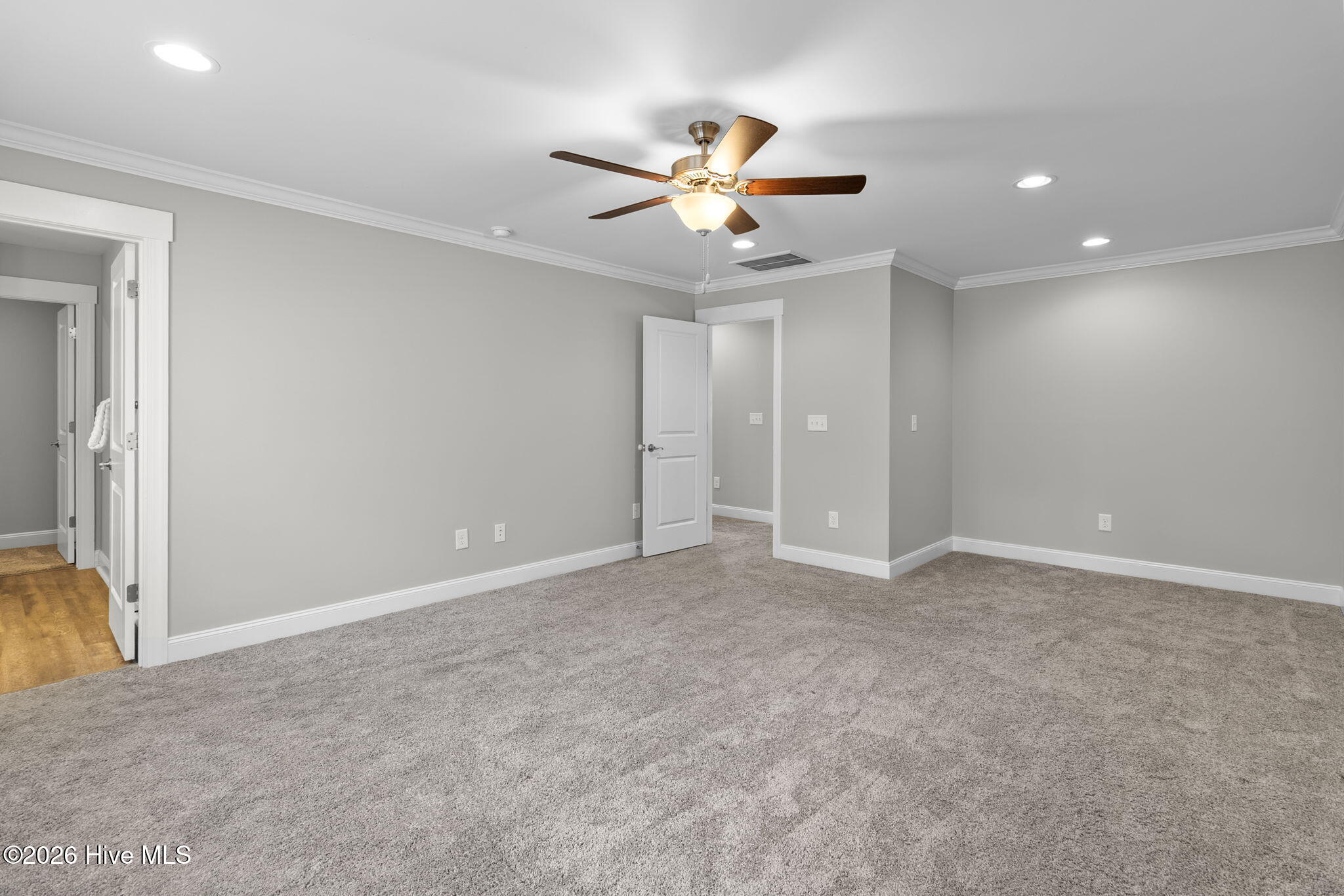 829 Blue Bird Drive Property Photo 24