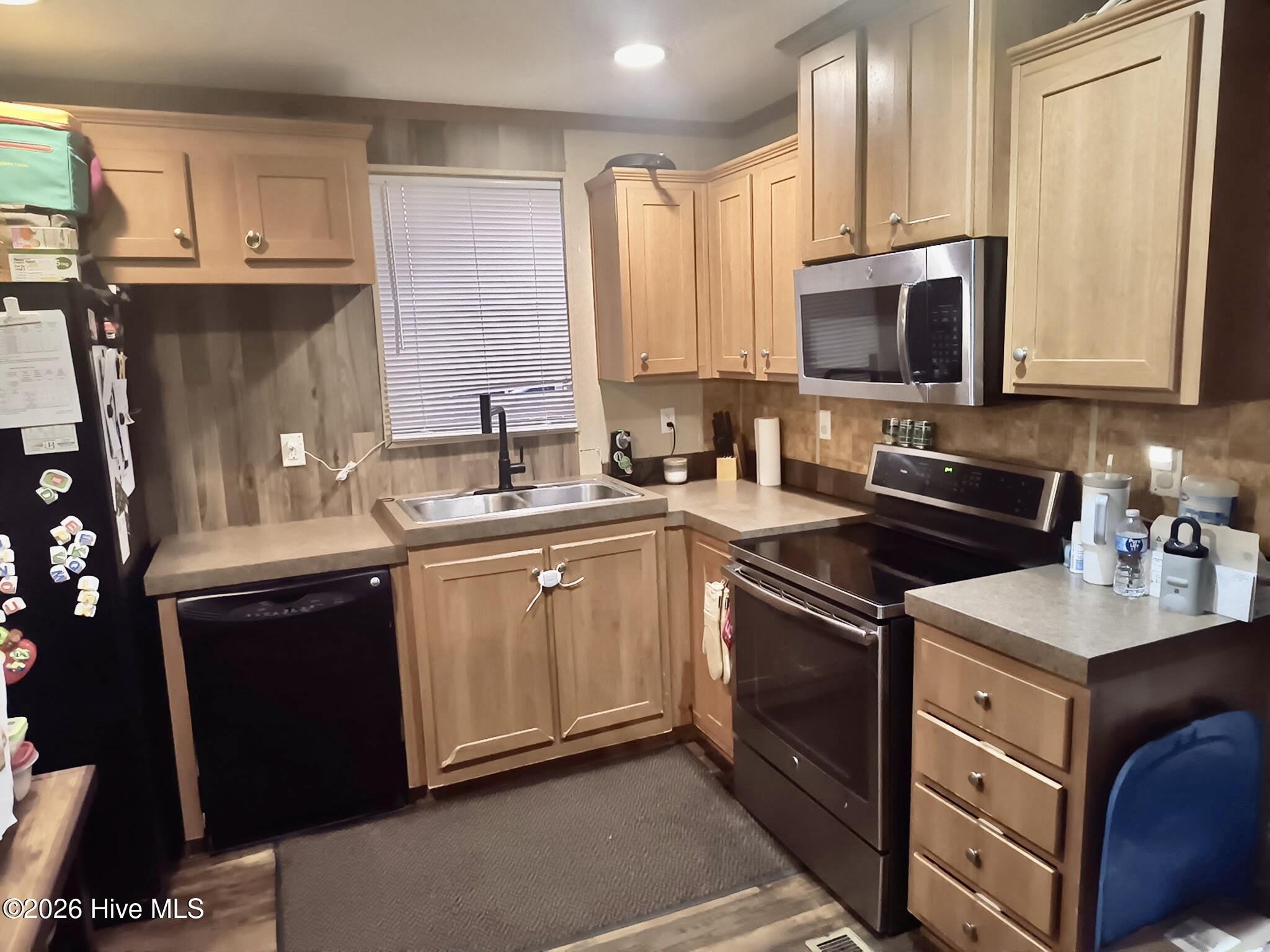273 Wall Street Property Photo 7