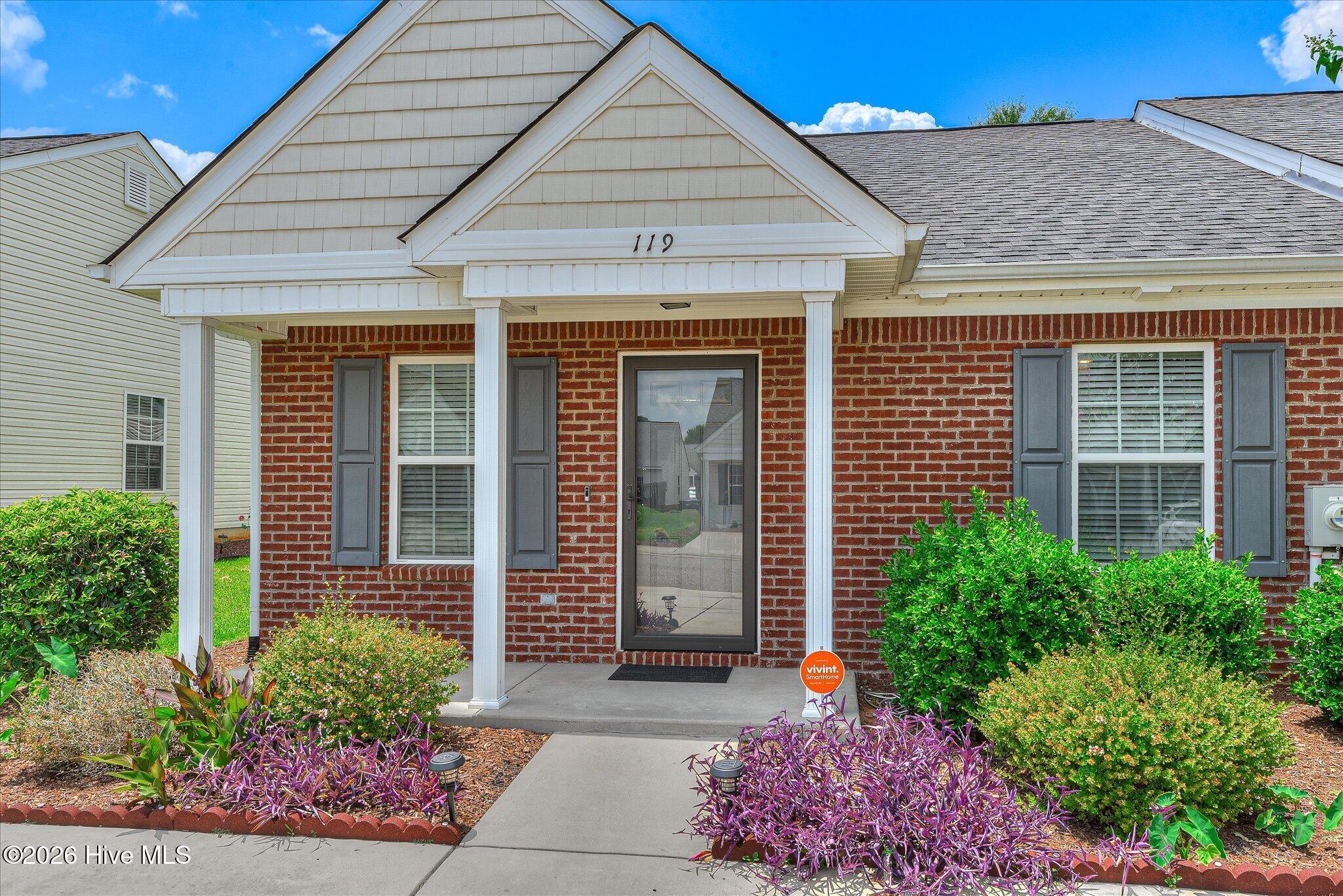 119 Satomi Way Property Photo 3