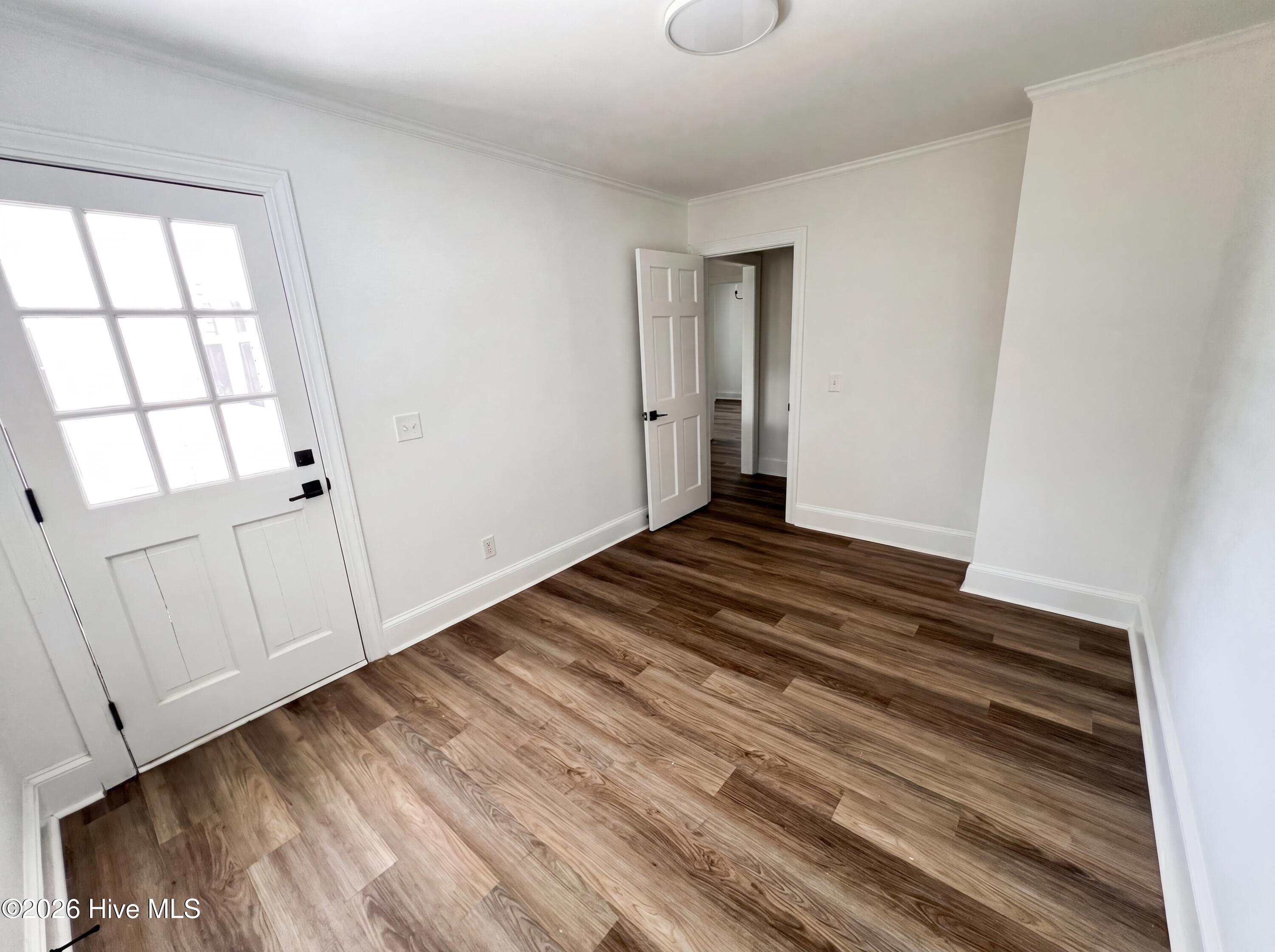 513 Greenfield Boulevard Property Photo 6