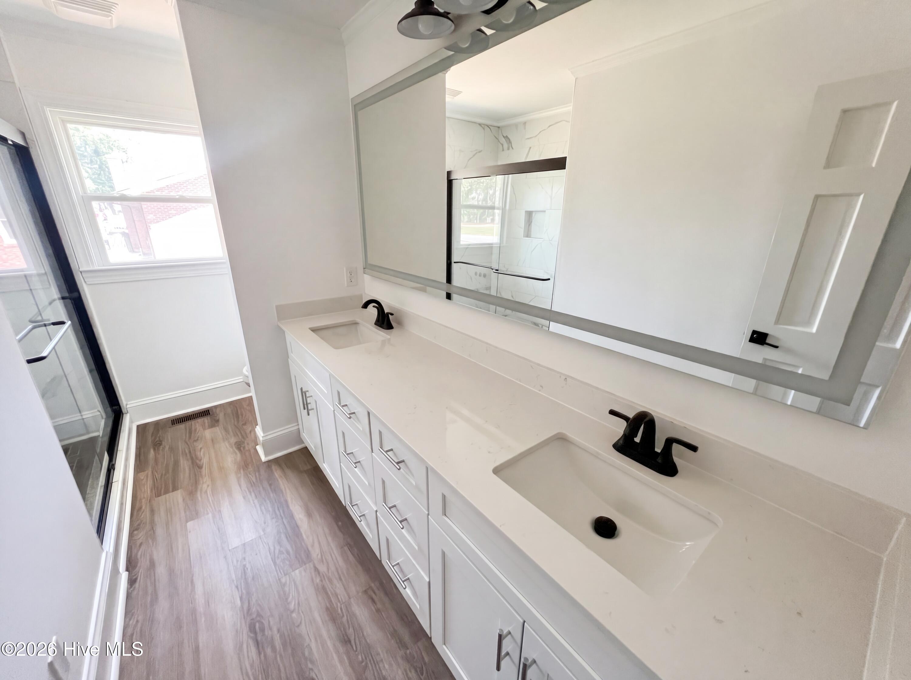 513 Greenfield Boulevard Property Photo 16