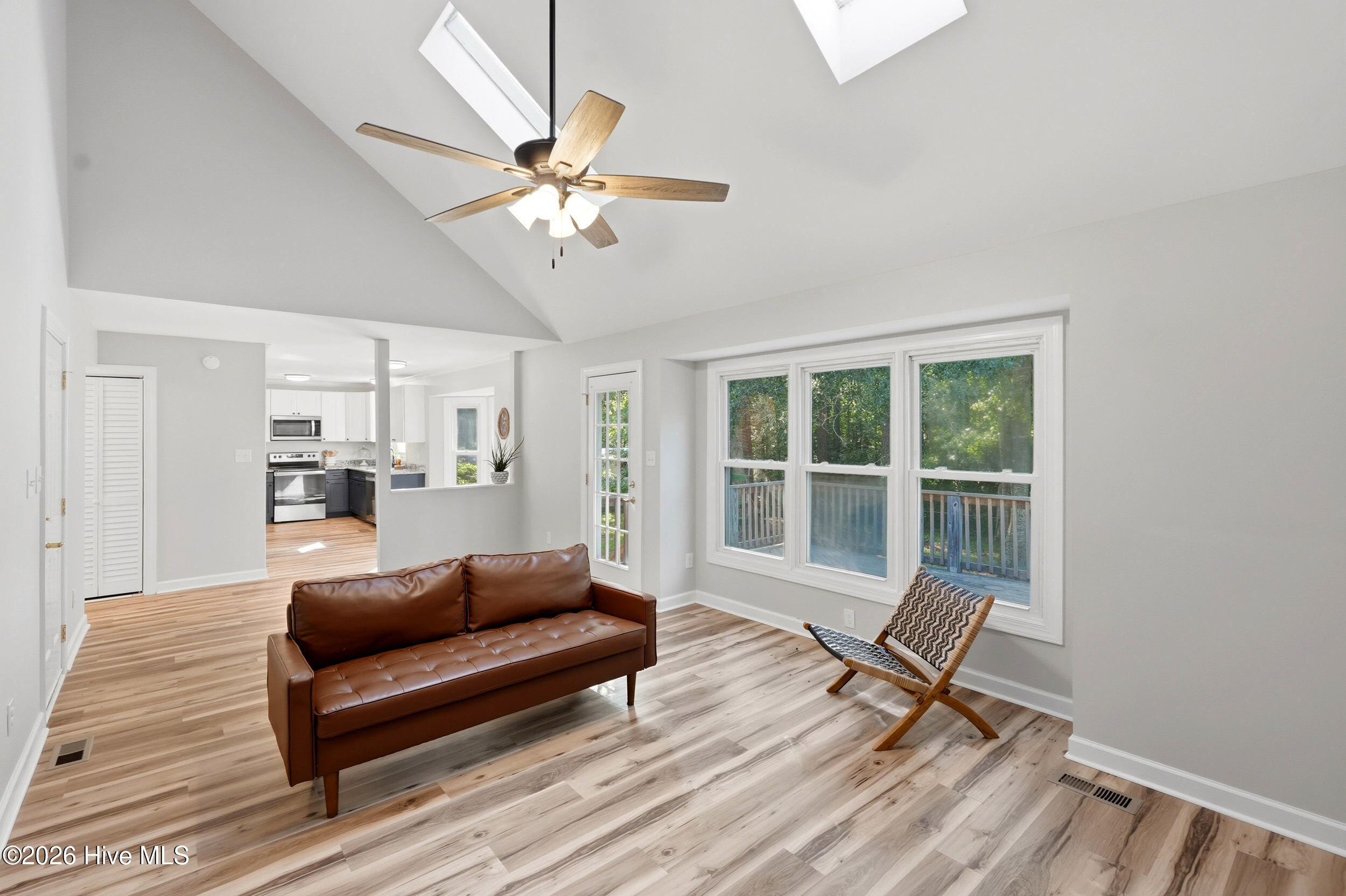 908 Eton Drive Property Photo 18