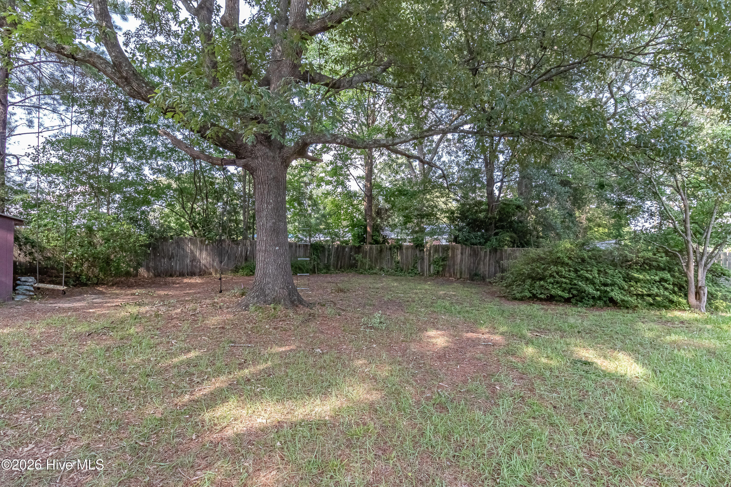 807 E Holly Street Property Photo 55