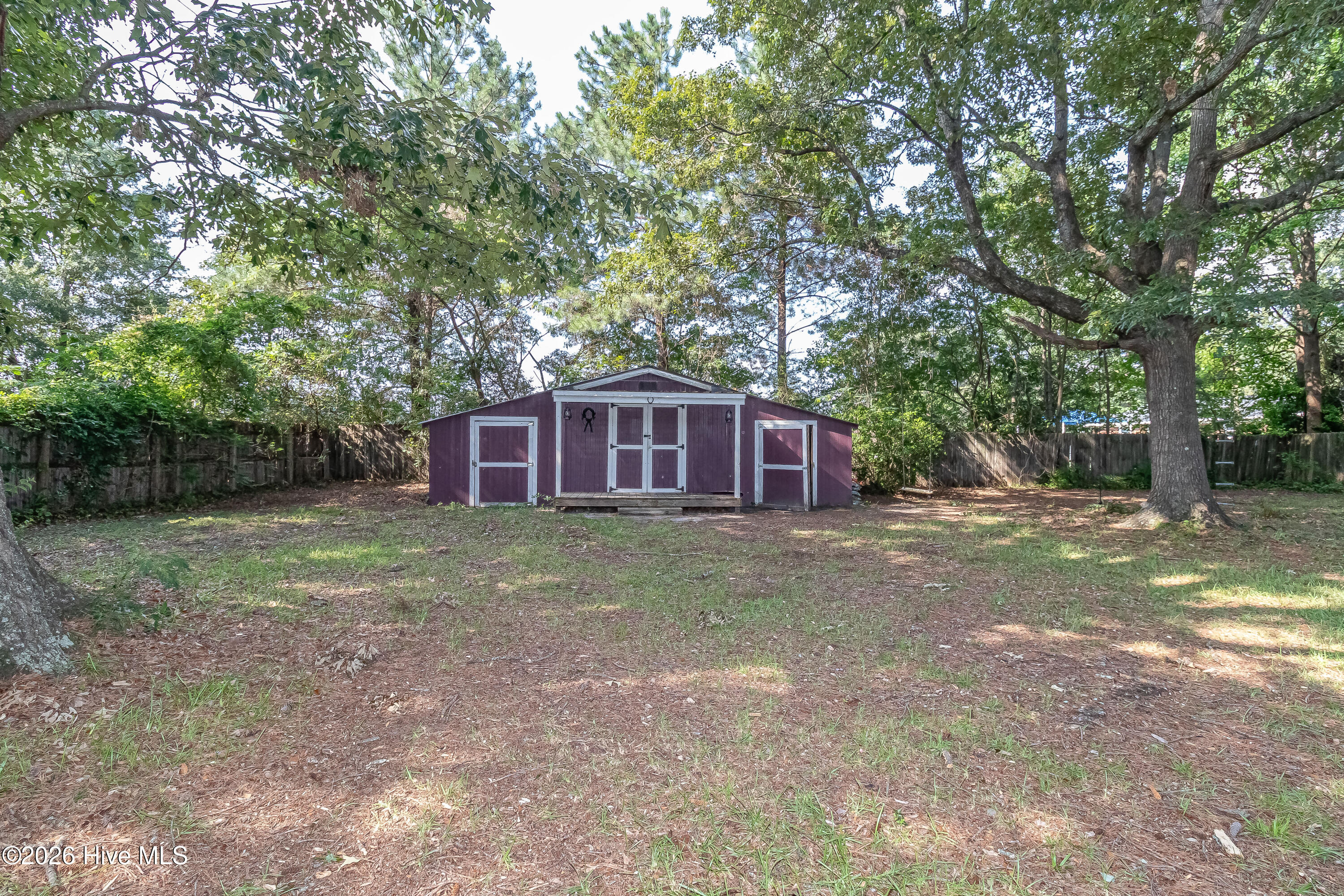 807 E Holly Street Property Photo 56