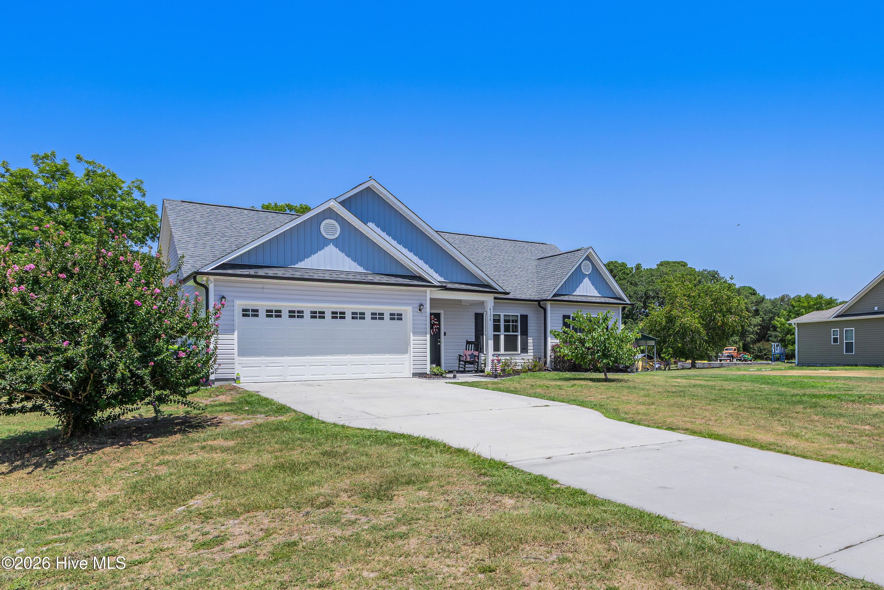 6306 W Mallard Duck Court Property Photo 2