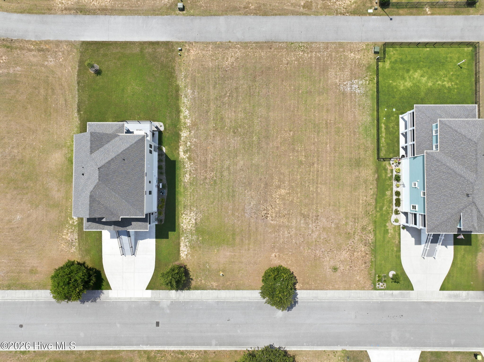 211 210 Colleton Square Property Photo 6