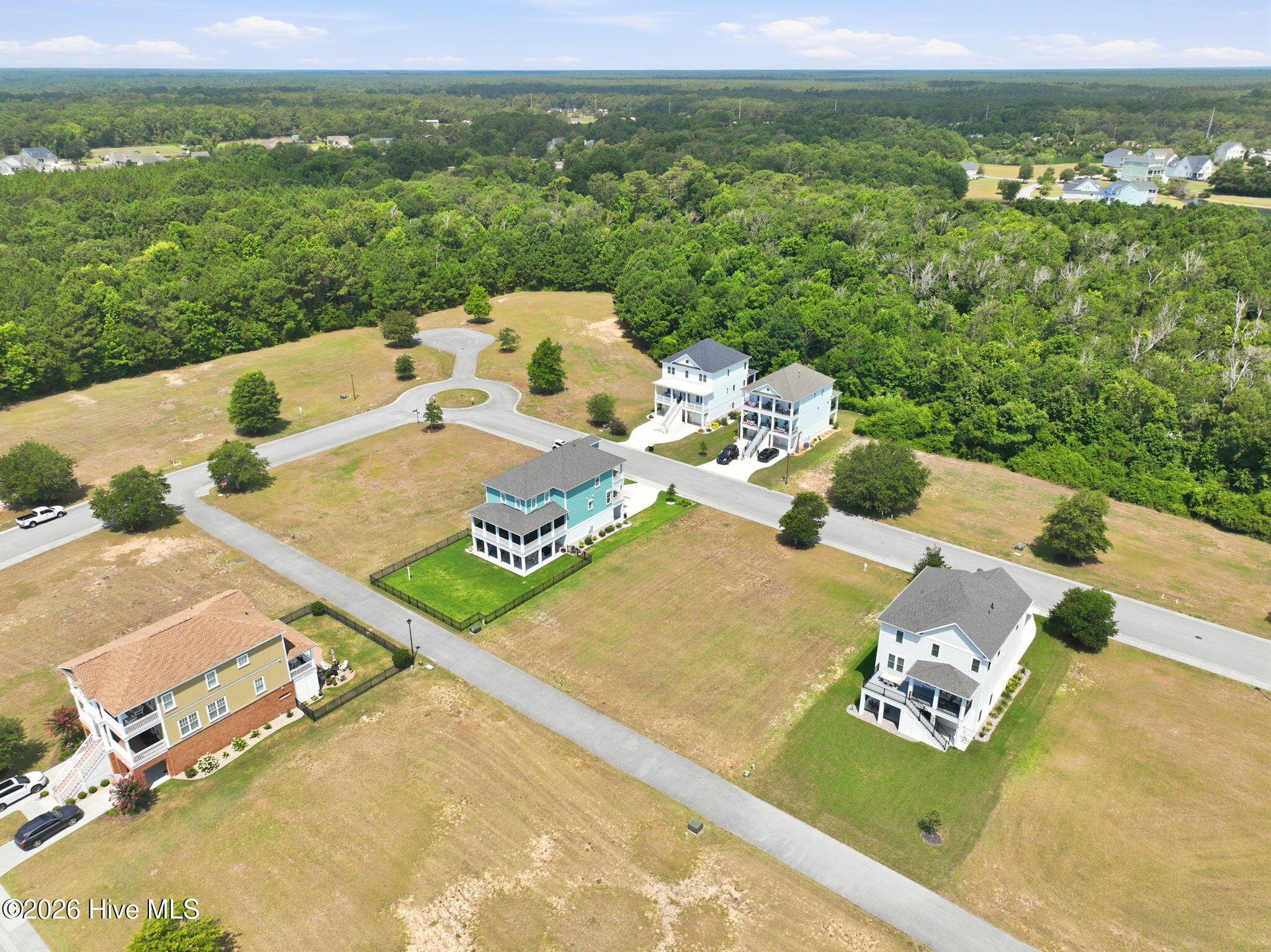 211 210 Colleton Square Property Photo 8