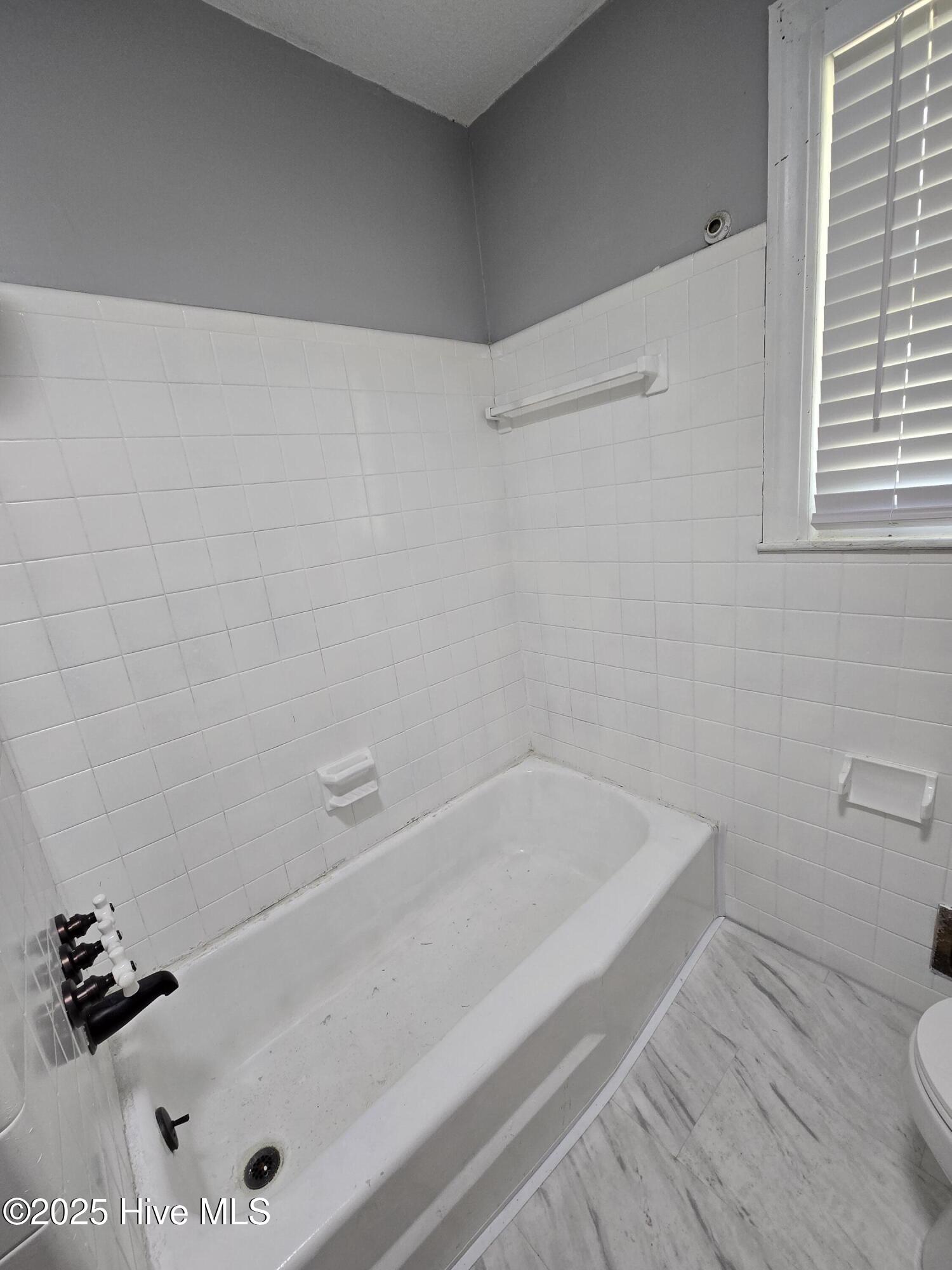5968 Acorn Road Property Photo 11
