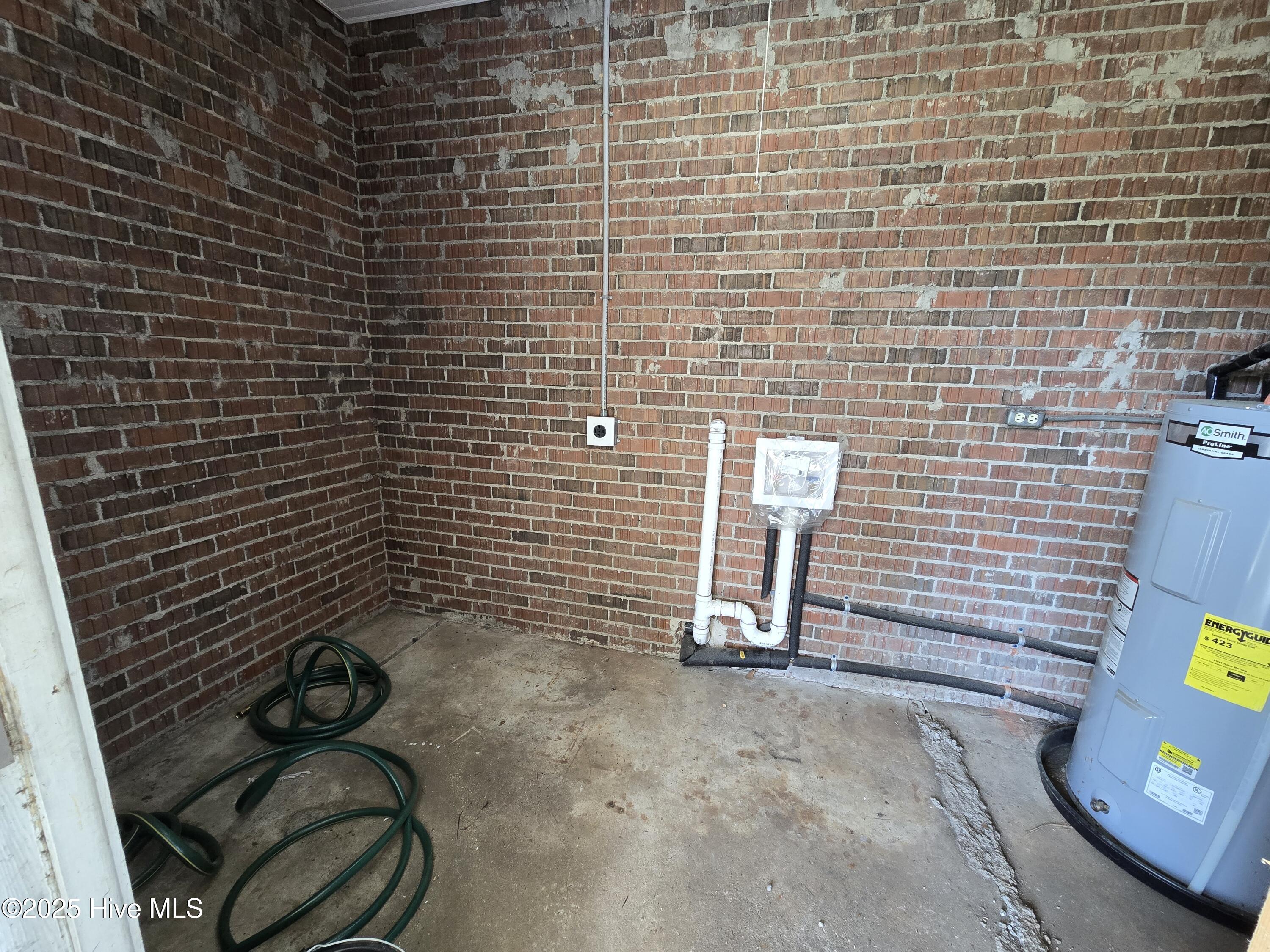 5968 Acorn Road Property Photo 14