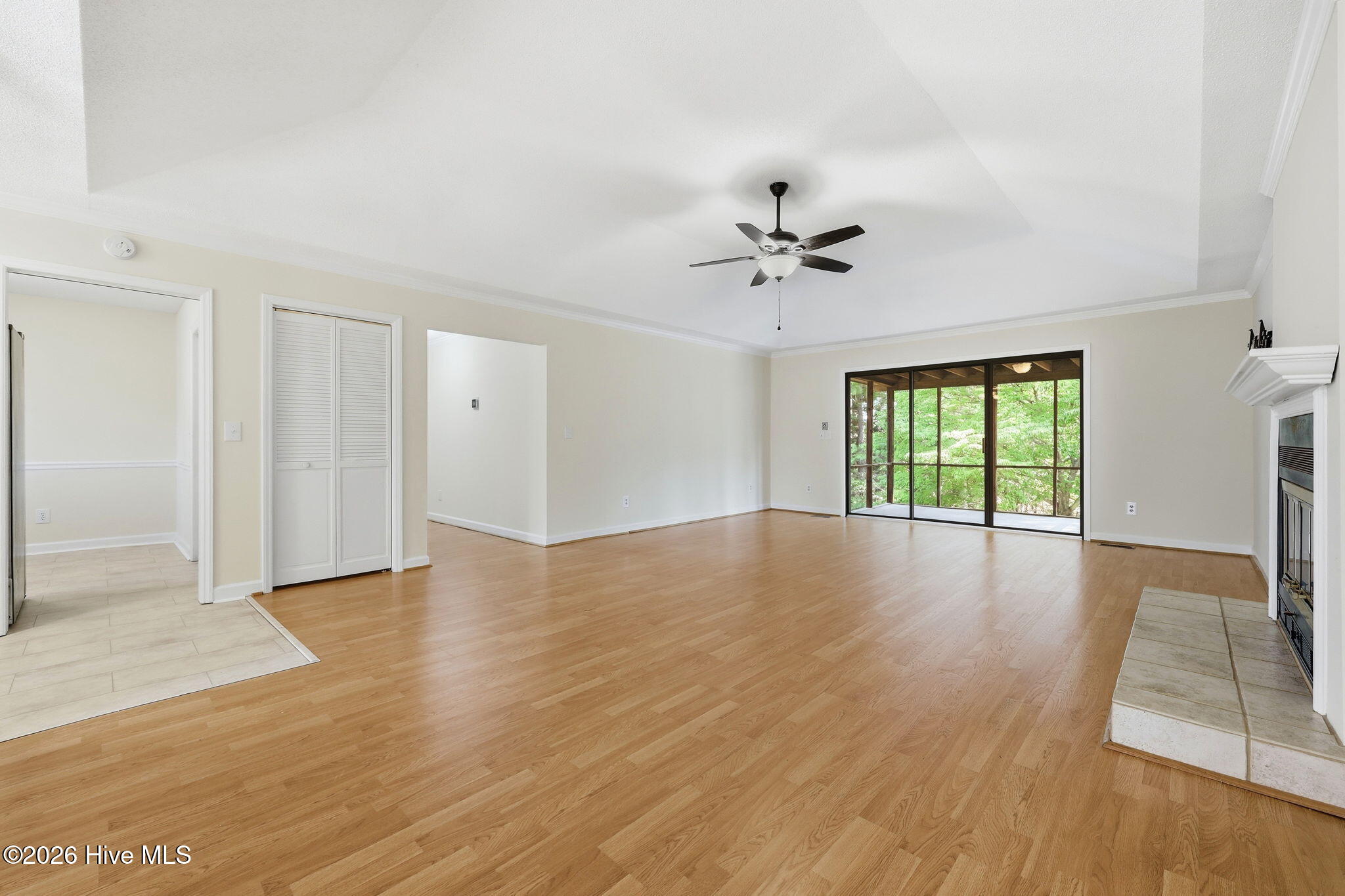 253 Tall Trees Drive Property Photo 7